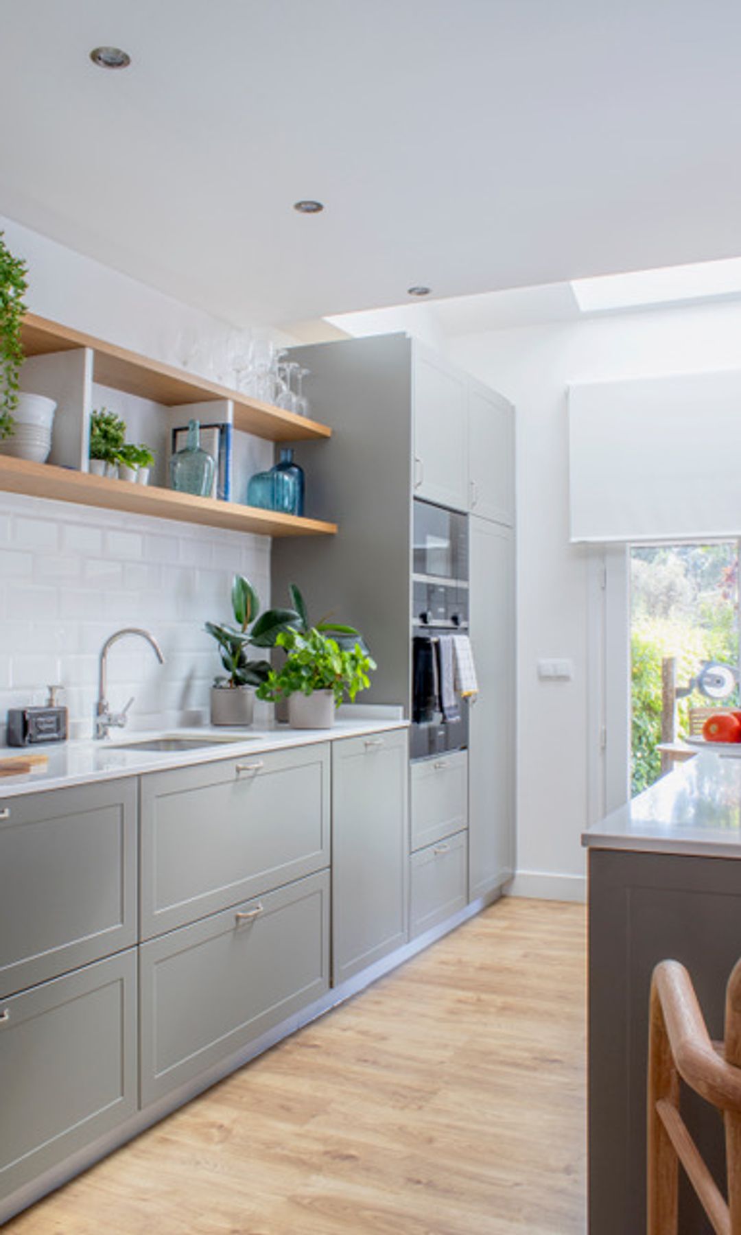 Cocina diseñada por Rocío Esquilas, con estilismo de Pilar Perea.