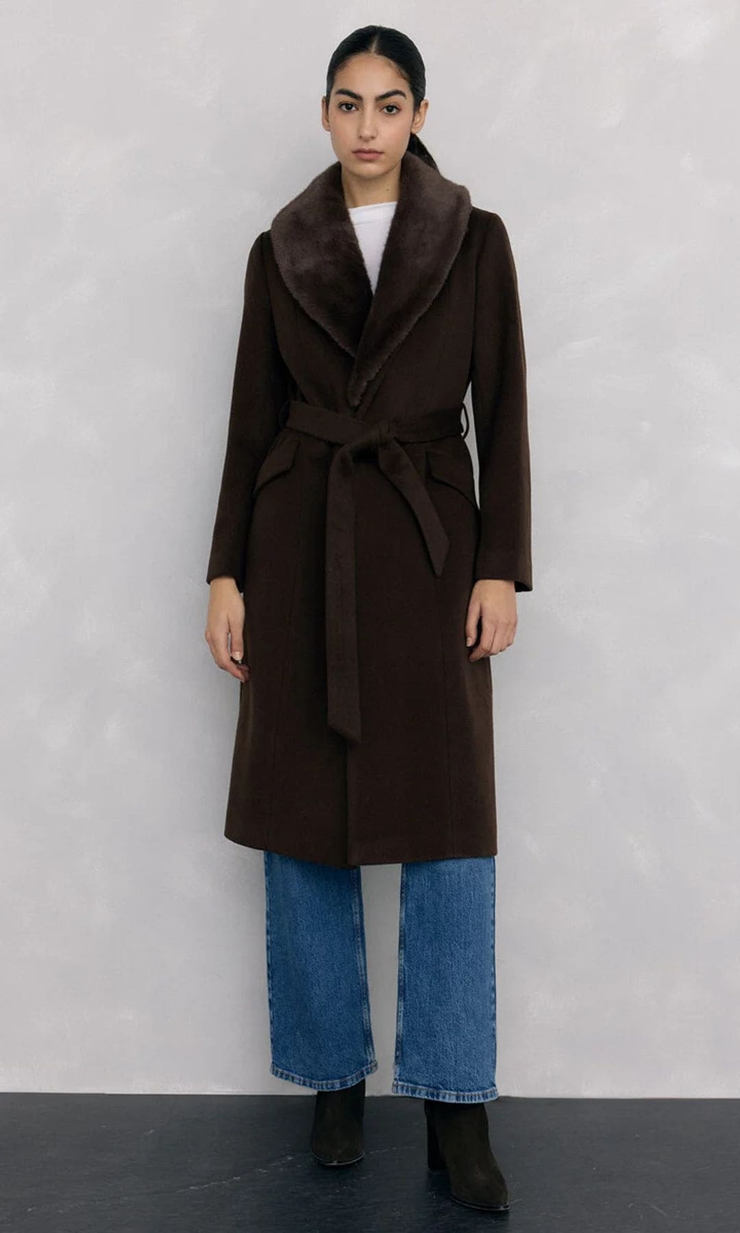 abrigo cruzado marrón