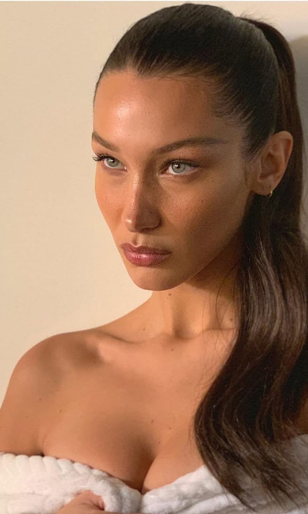 Bella Hadid maquillaje