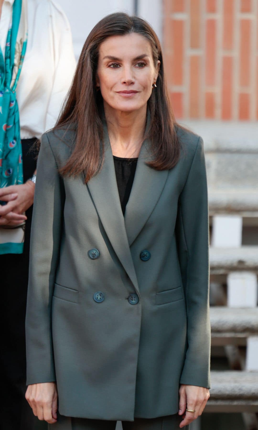La reina Letizia en Madrid con moda valenciana