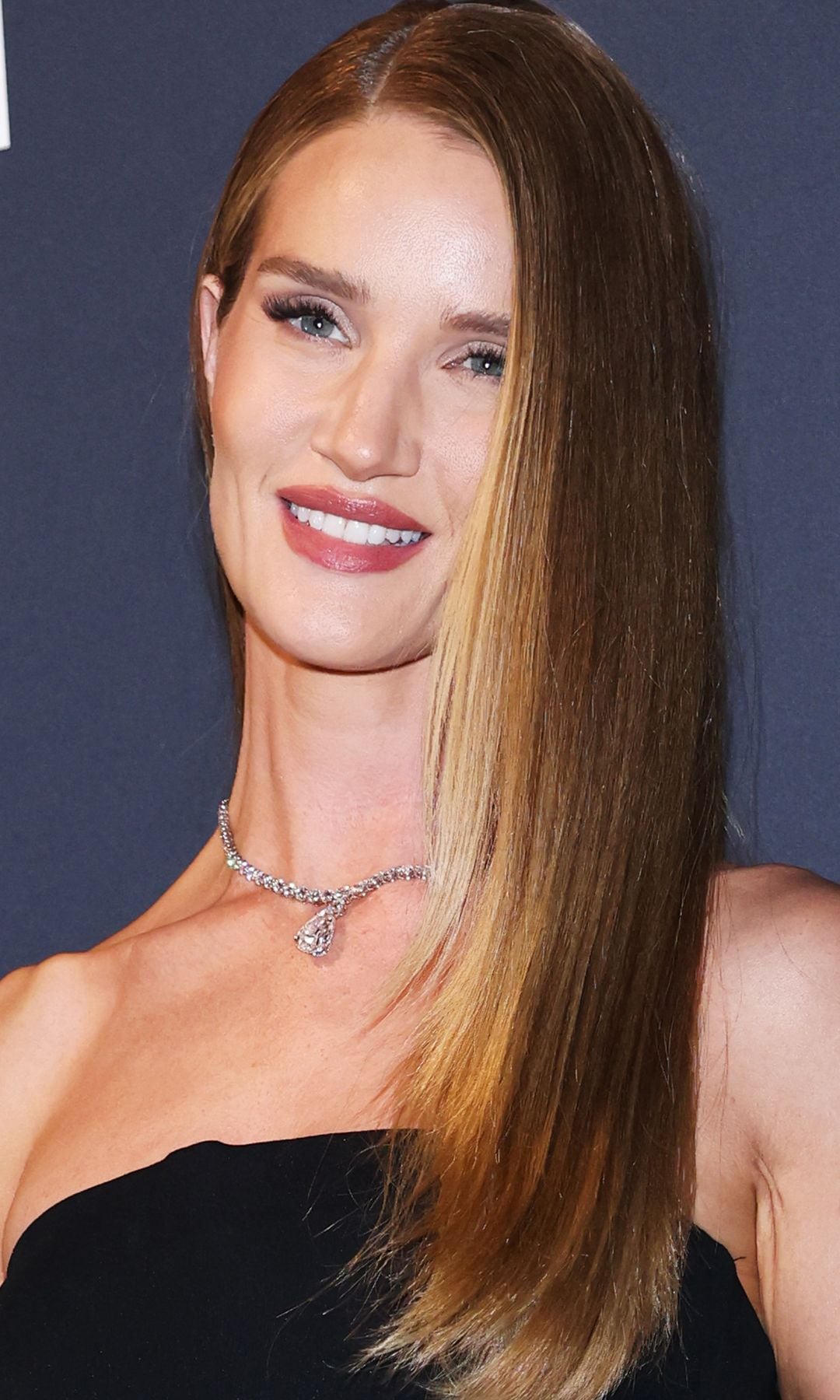 Rosie Huntington-Whiteley en los 2025 Kering Women In Motion Awards