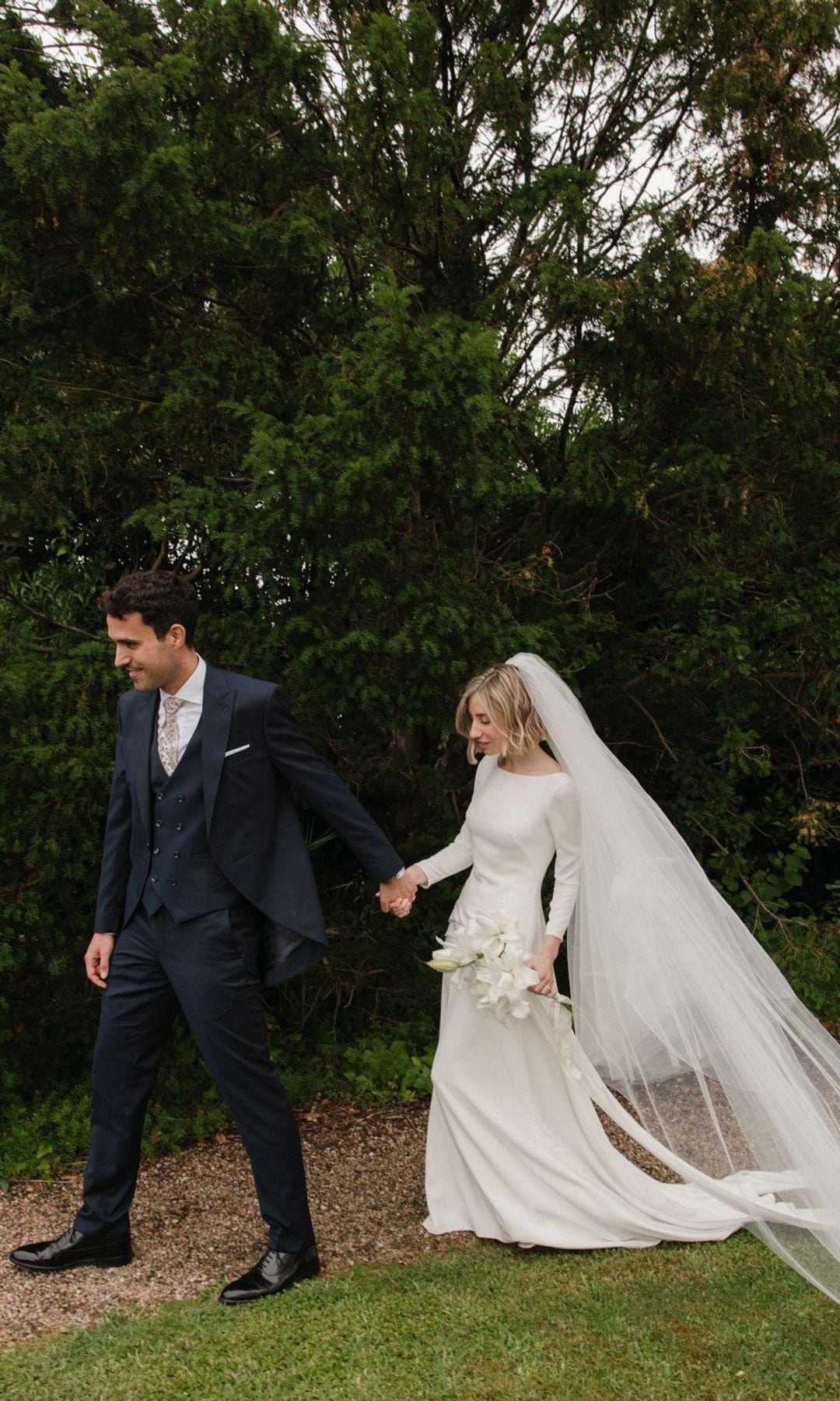 Novia con vestido clásico de Luis Infantes