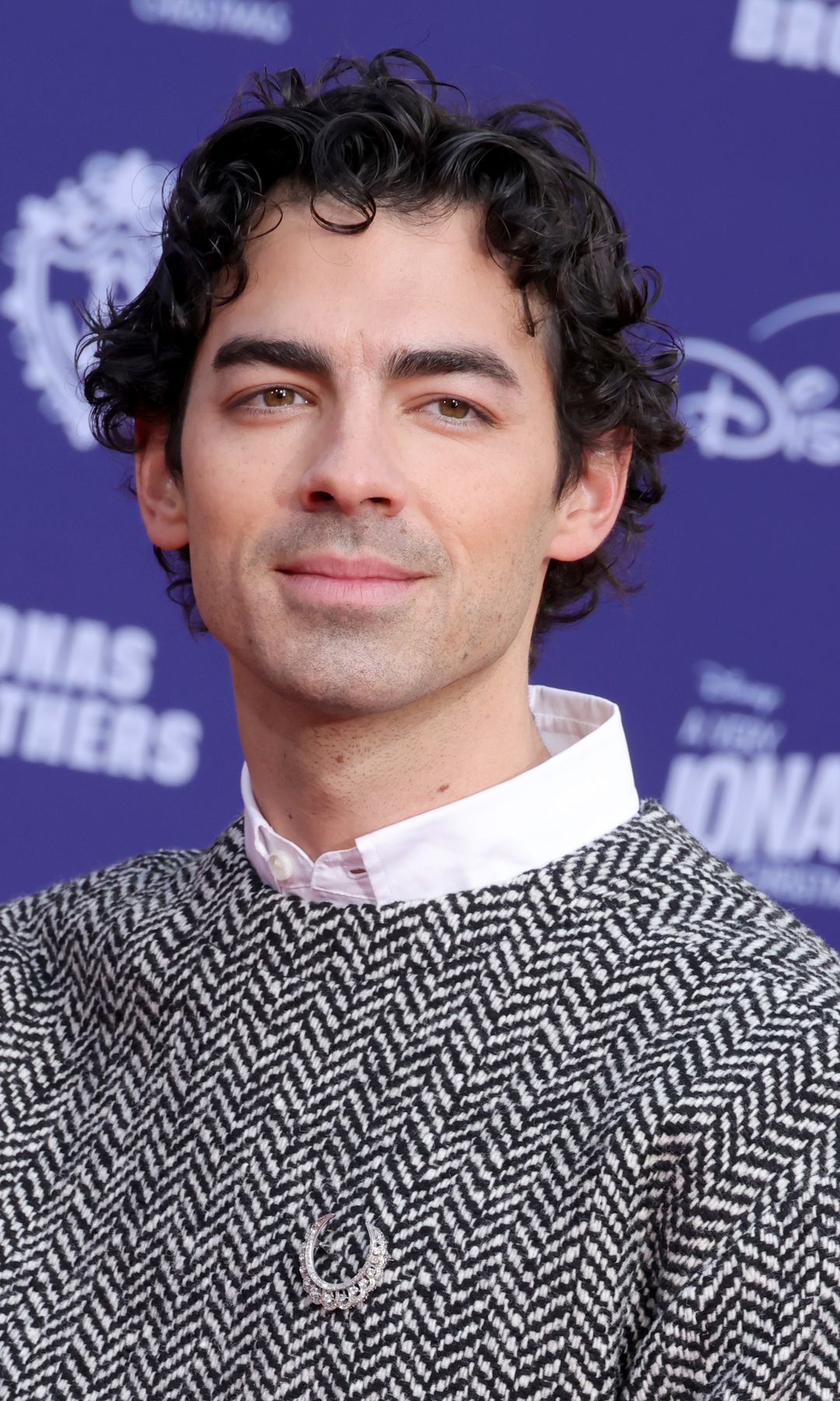 Joe Jonas conquistó la Ciudad de México con su look.
