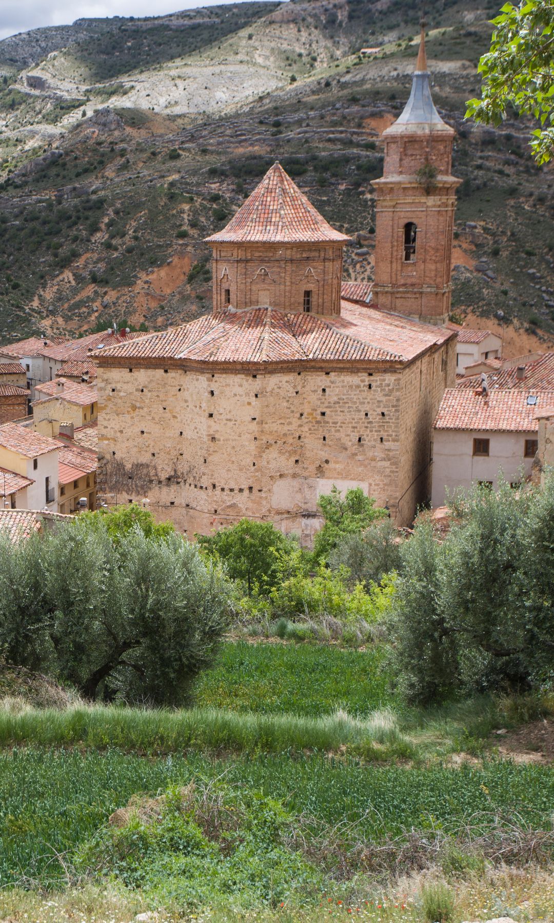 Iglesia de Las Cuevas de Cañart, Maestrazgo, Teruel