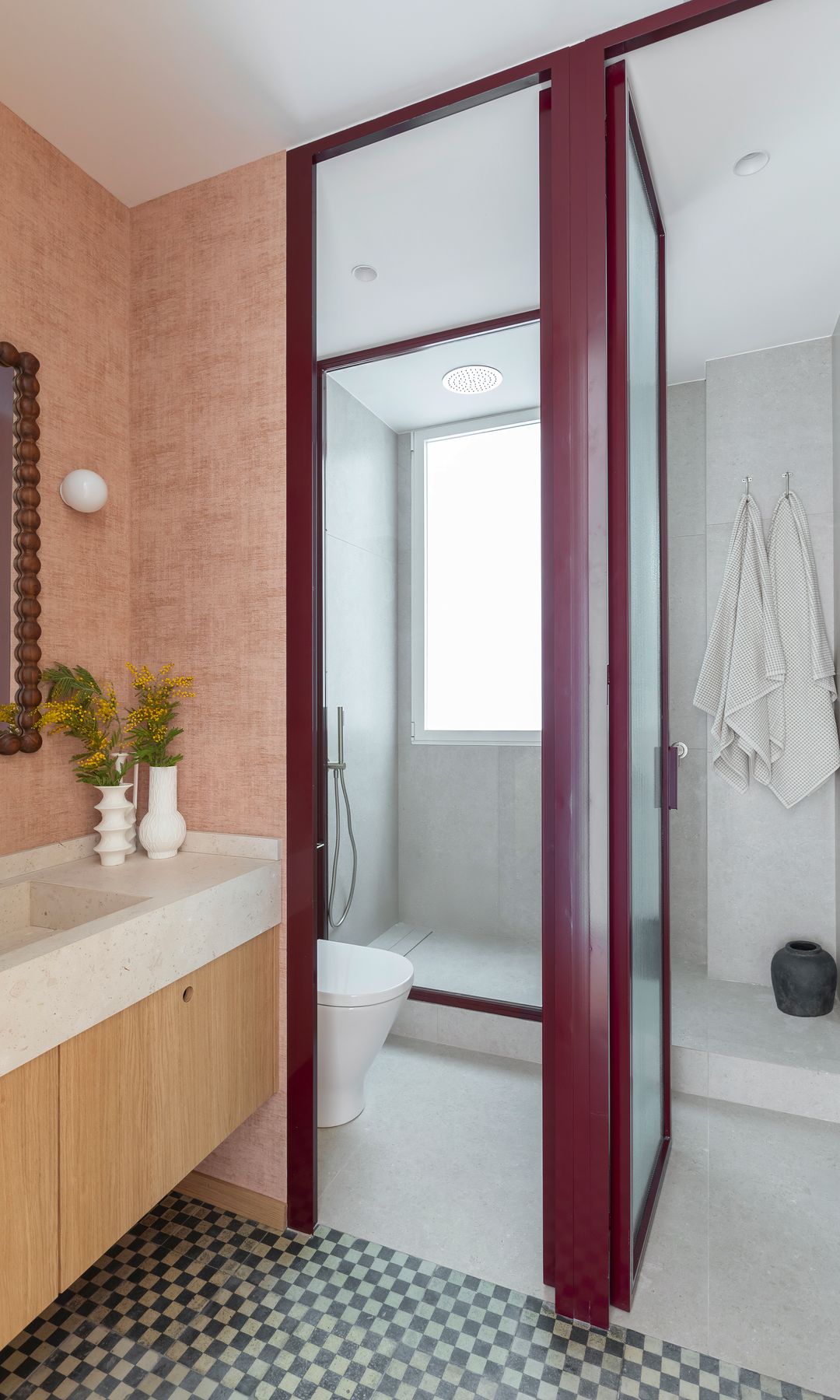 Baño con cabinas