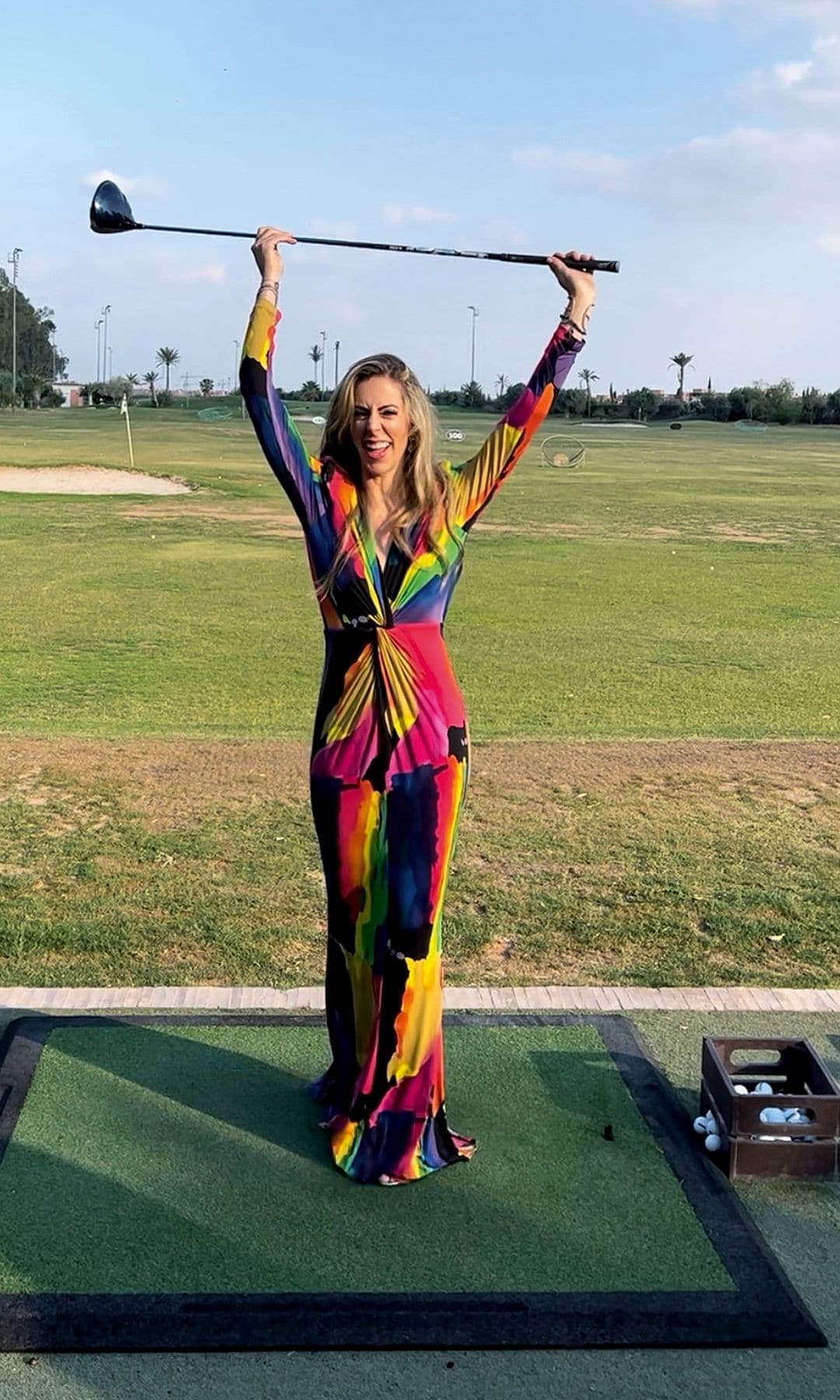 Johanna von Muller jugando al golf