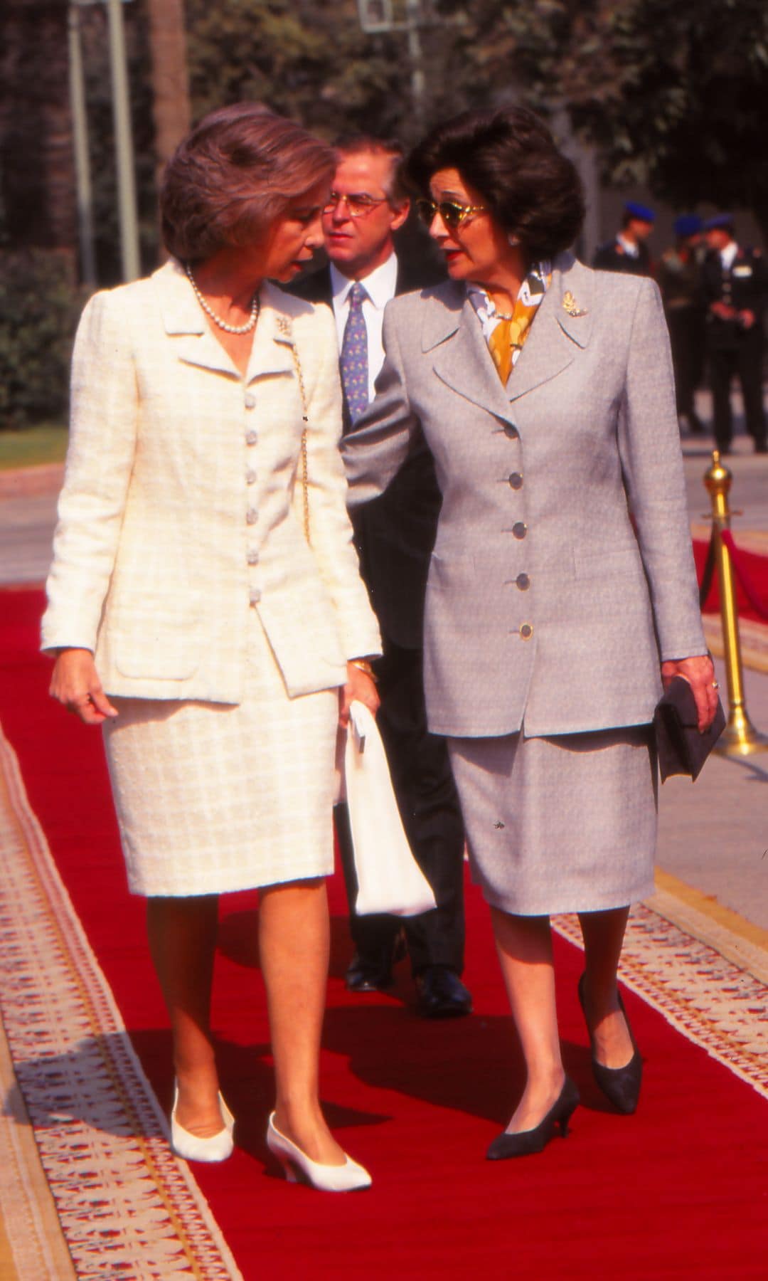 La reina Sofía en visita oficial a El Cairo, Egipto, 1997.