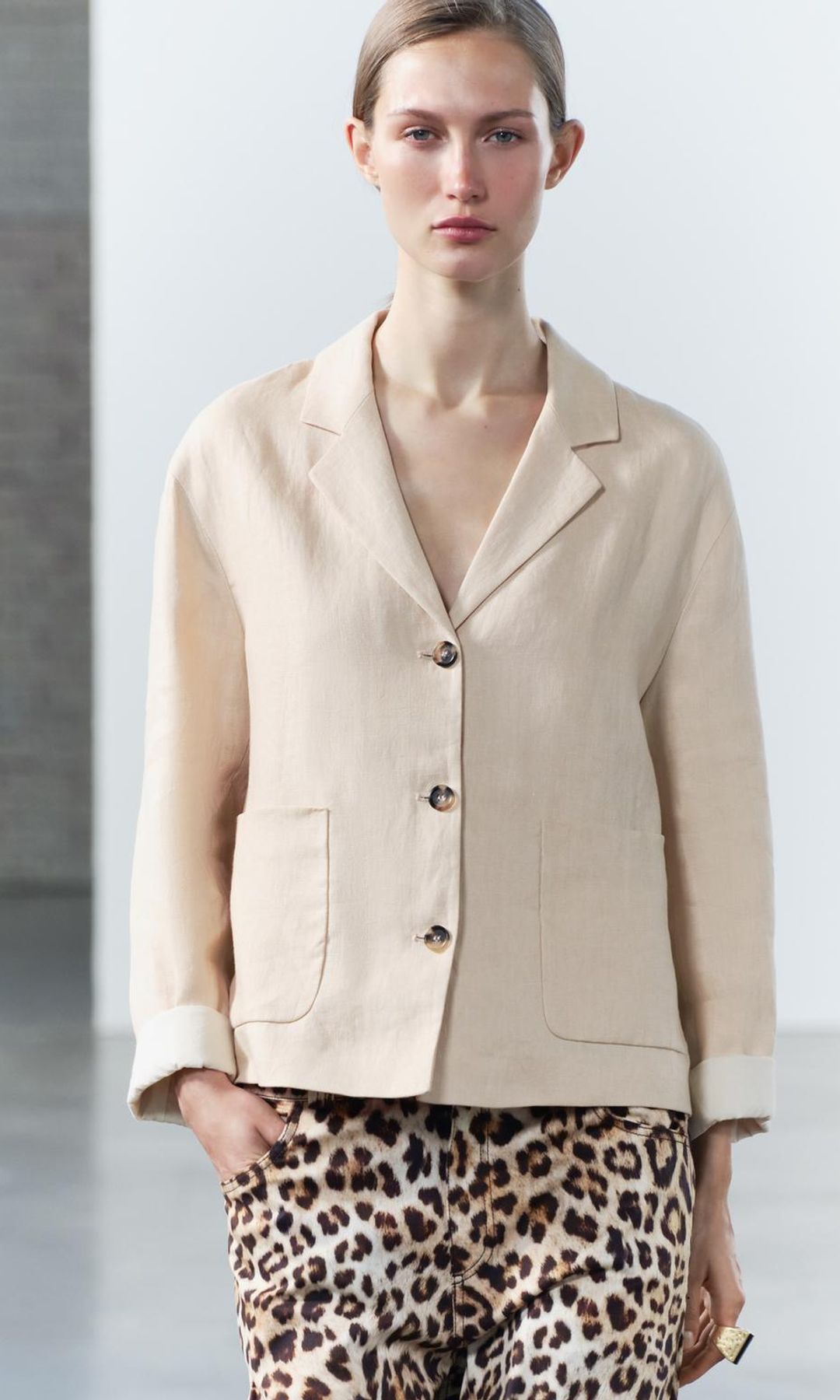 Chaqueta de lino de Zara