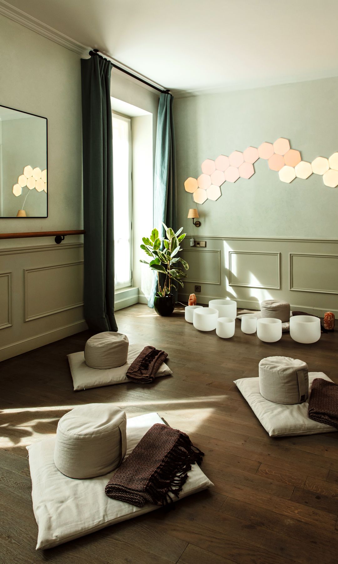 Sala de bienestar del hotel HOY París, Francia