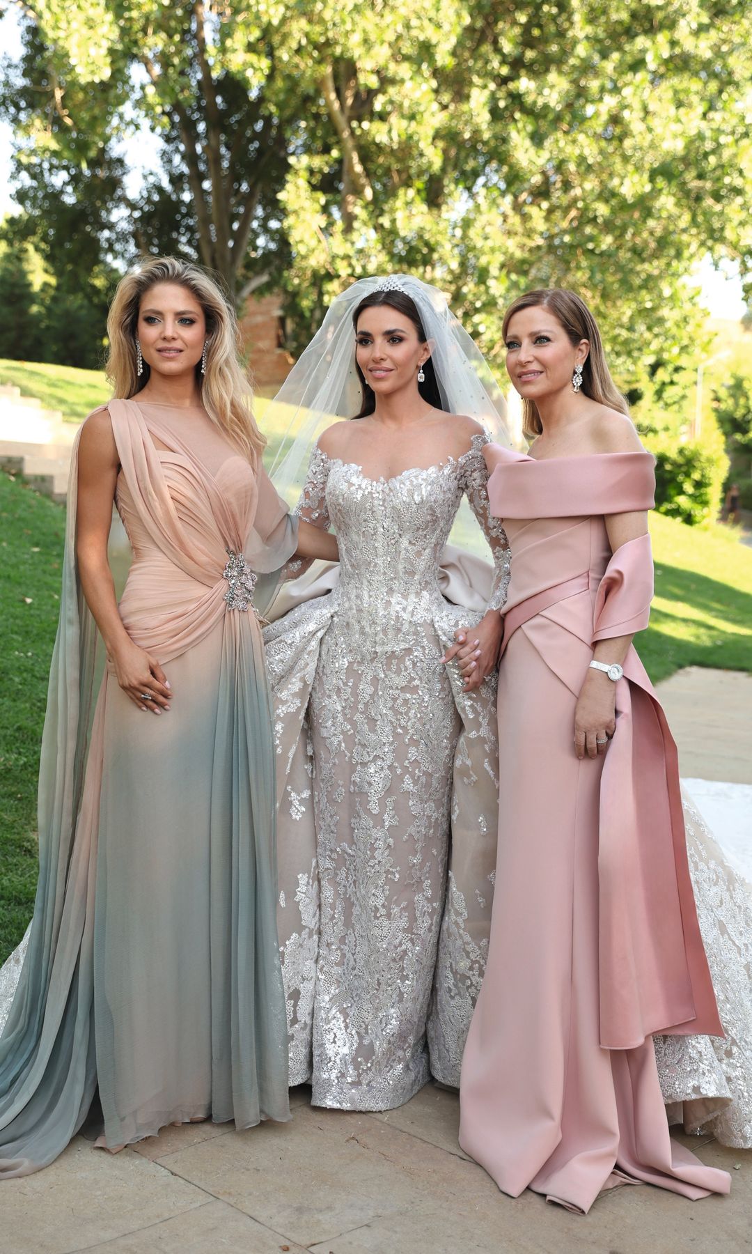 LAS IMÁGENES NO VISTAS Y TODOS LOS DETALLES DE LA BODA DE "LAS MIL Y UNA NOCHES" DE ZEIN QUTAMI Y CELIO SAAB 