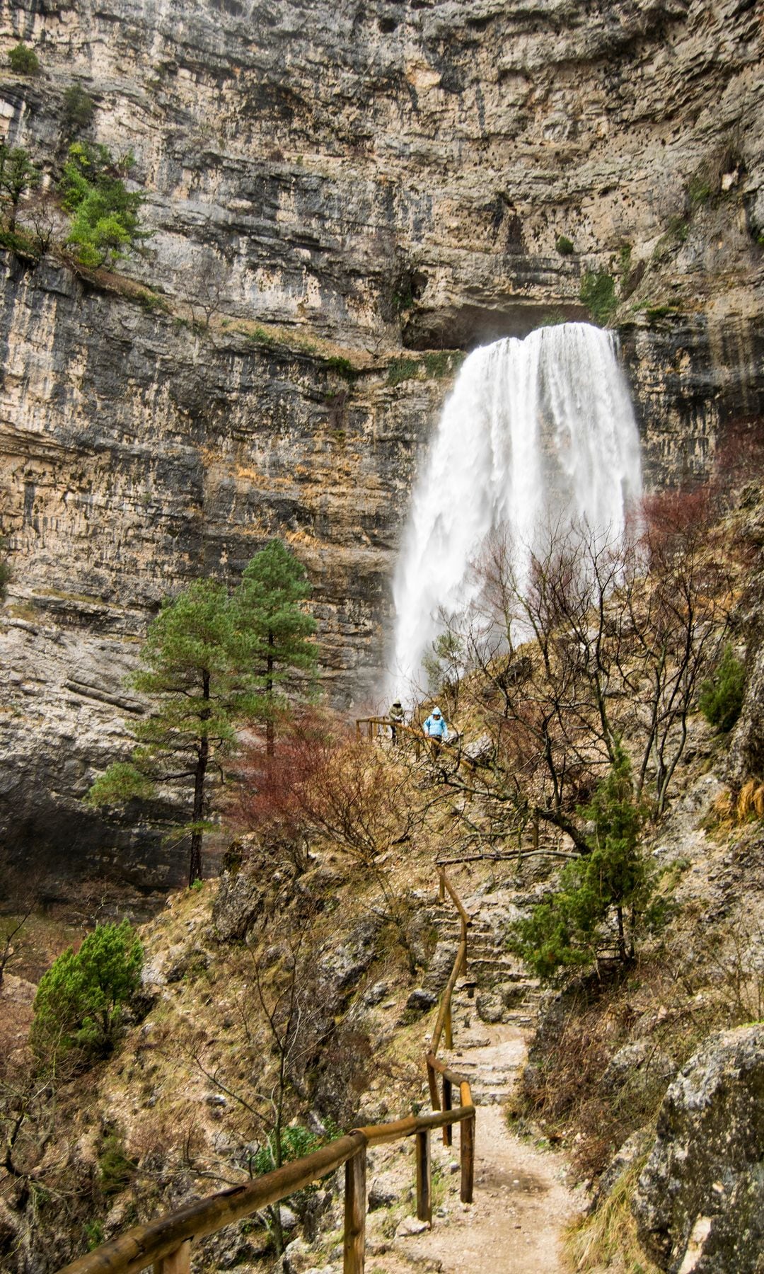 Cascadas del río Mundo en Riópar, Albacete, uno de los saltos de agua más espectaculares de España