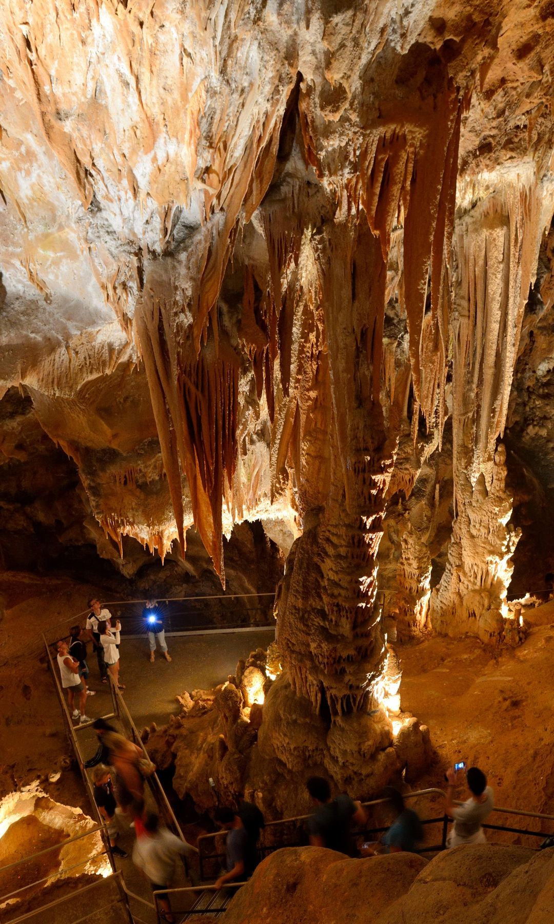 Saint Marcel d'Ardeche, cuevas de la Madeleine, Francia