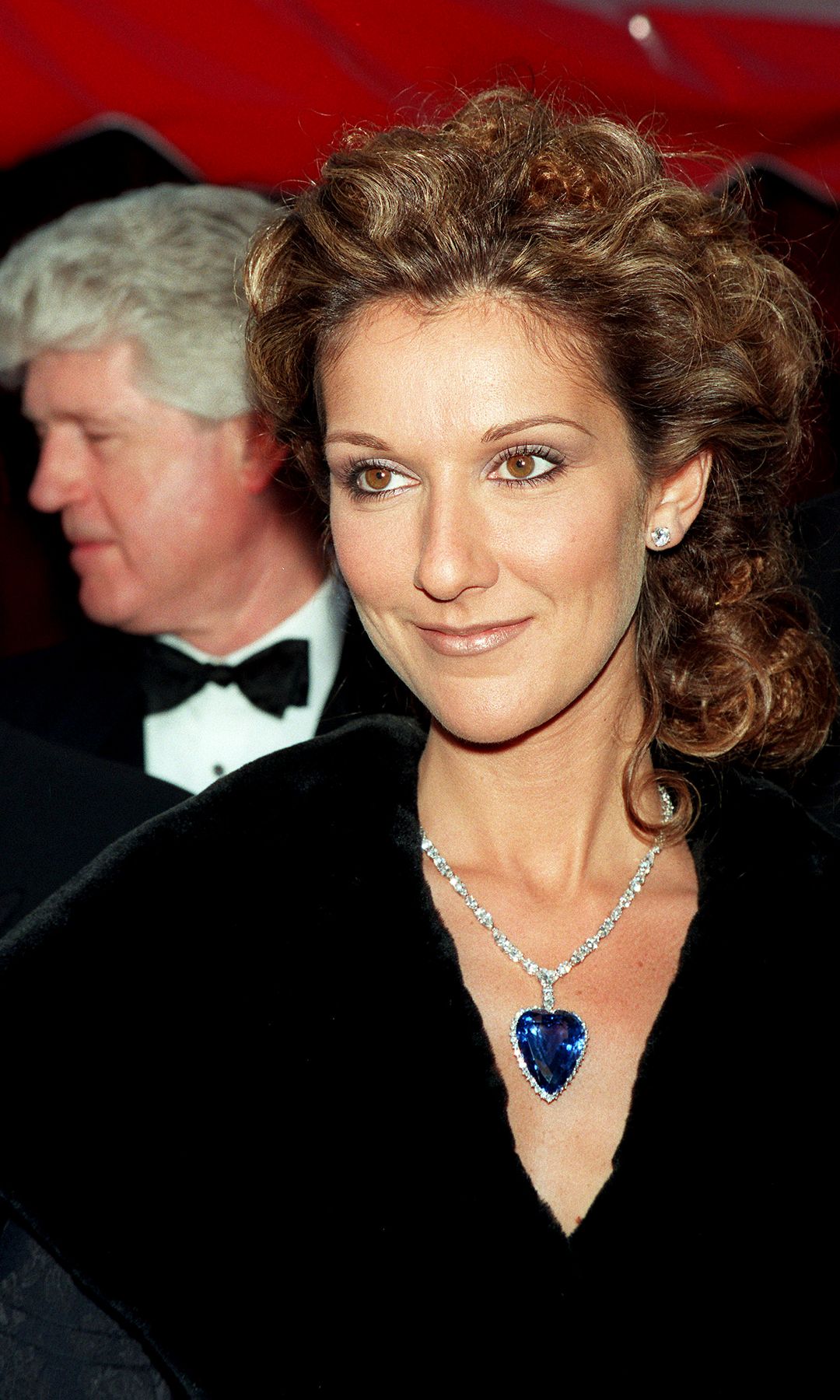 En 1998, Céline llevó el collar inspirado en la historia de Titanic.