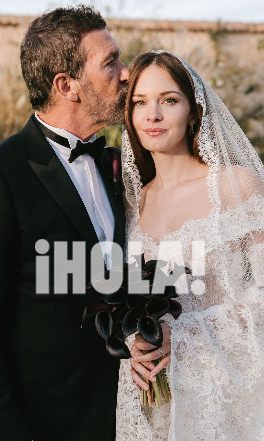 El cariñoso beso de Antonio Banderas a su hija