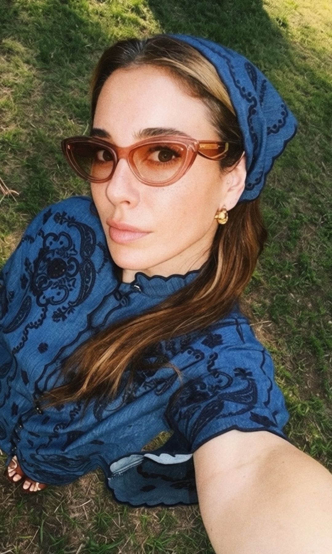 Peinado con pañuelo de Blanca Suárez 