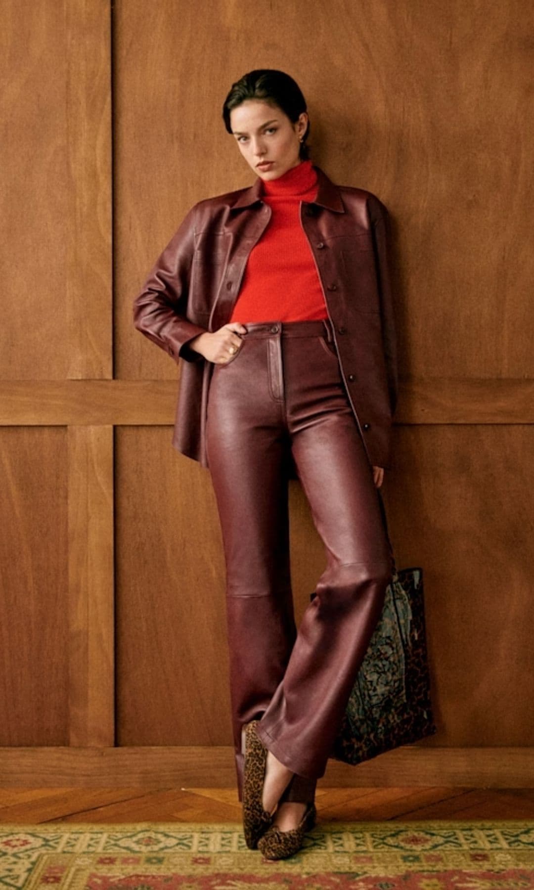 Pantalones de piel de Sézane.