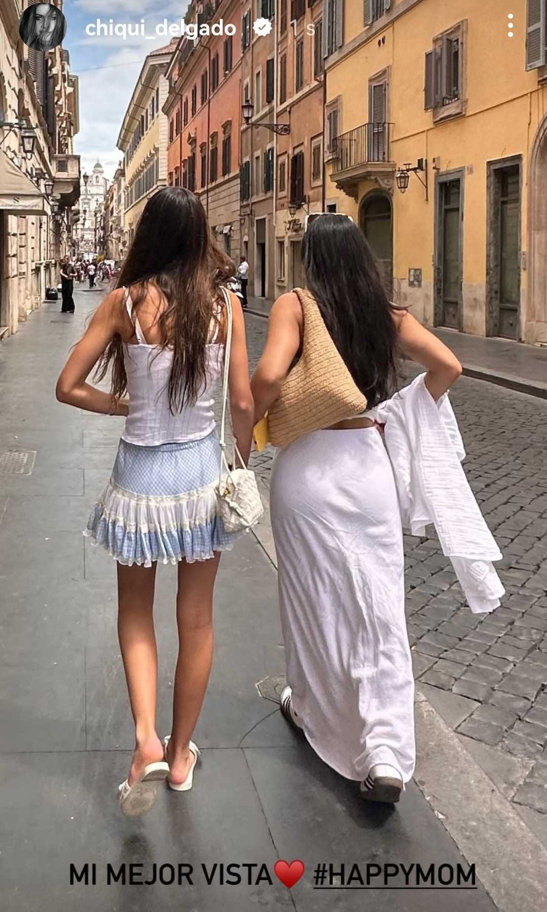 'Chiqui' Delgado con sus hijas