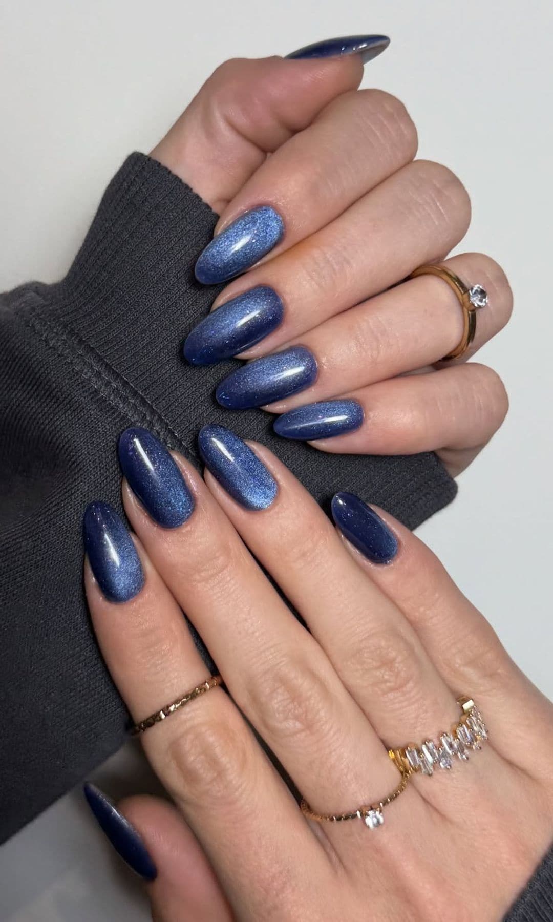 Manicura efecto ojo de gato