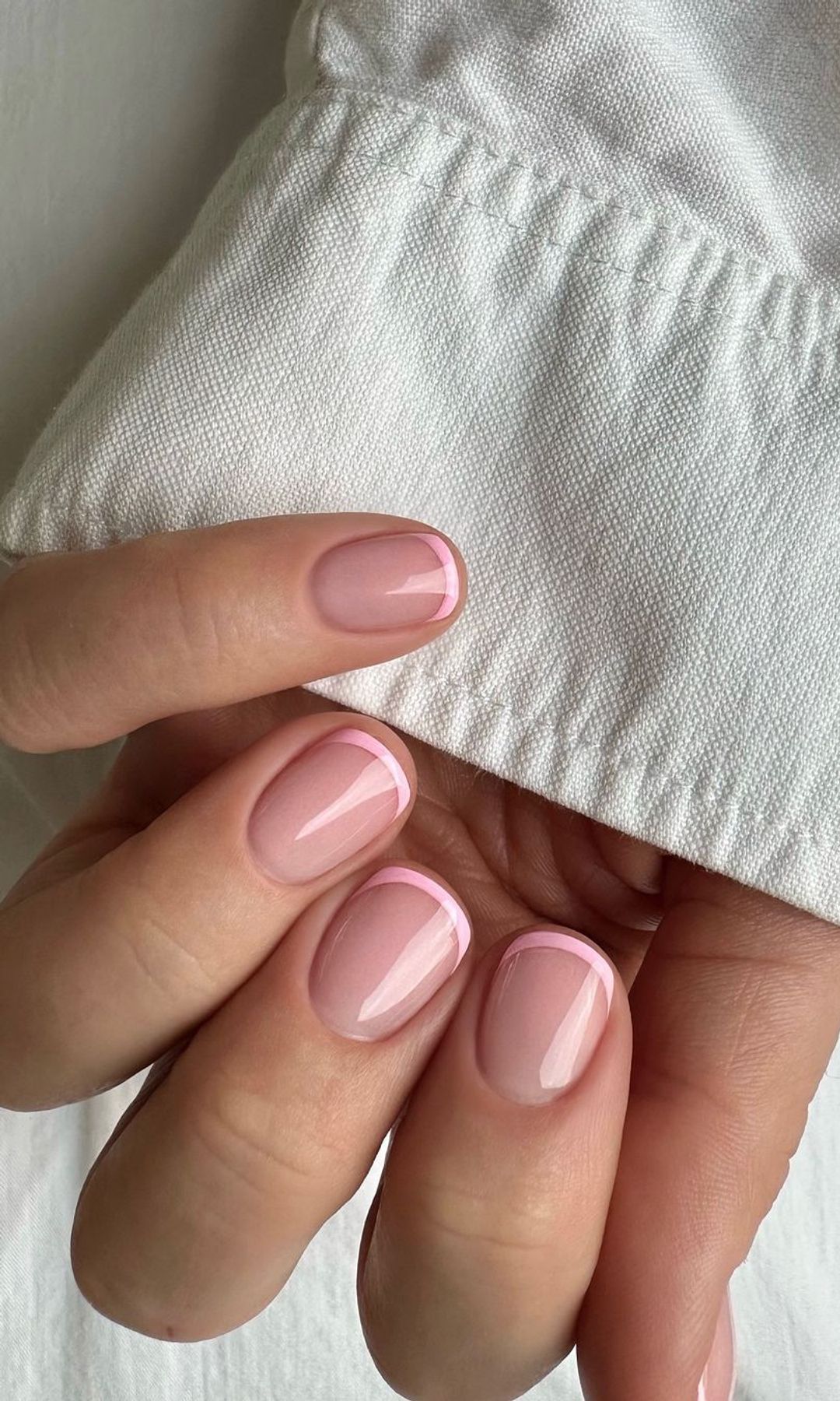 Manicura francesa rosa