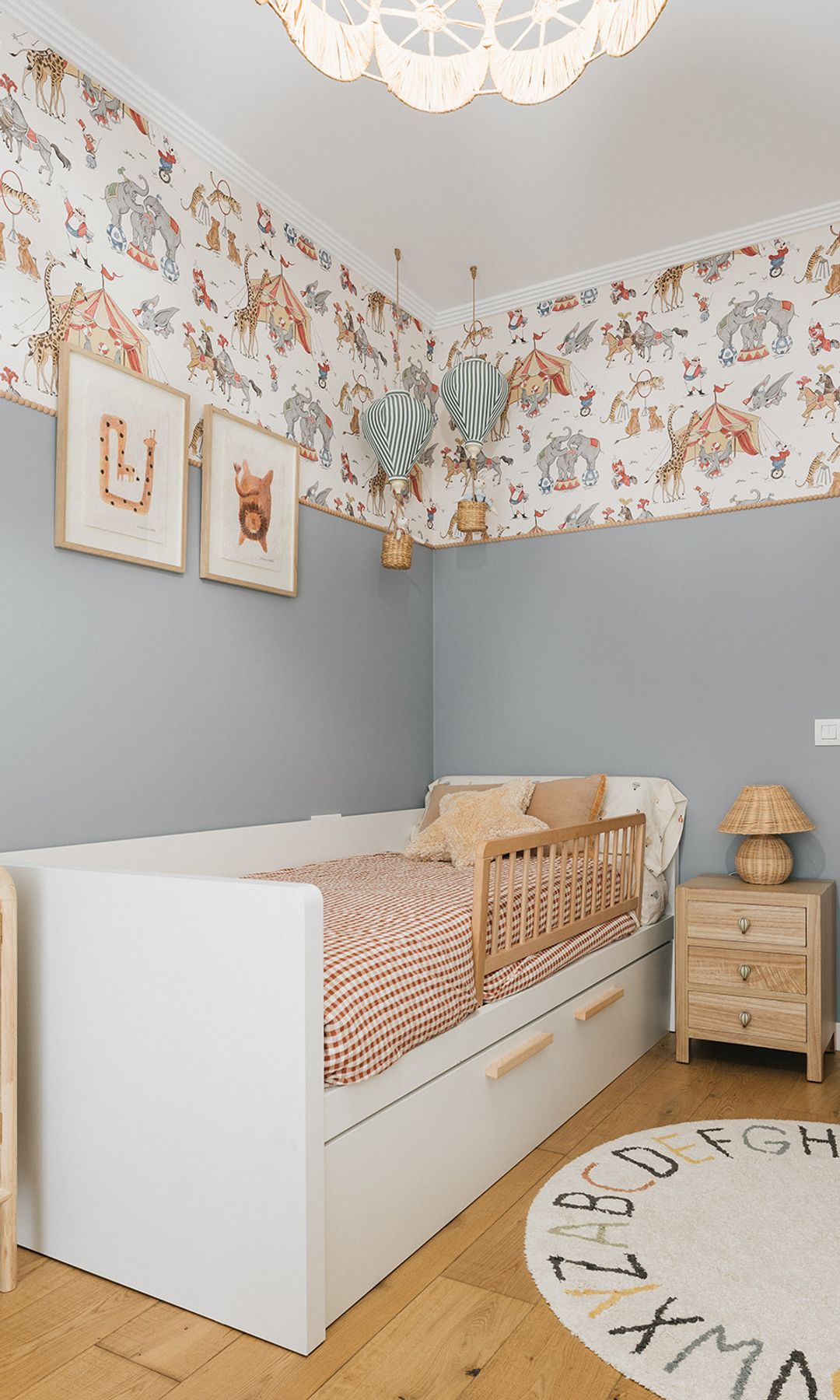Habitación infantil: zona de la cama