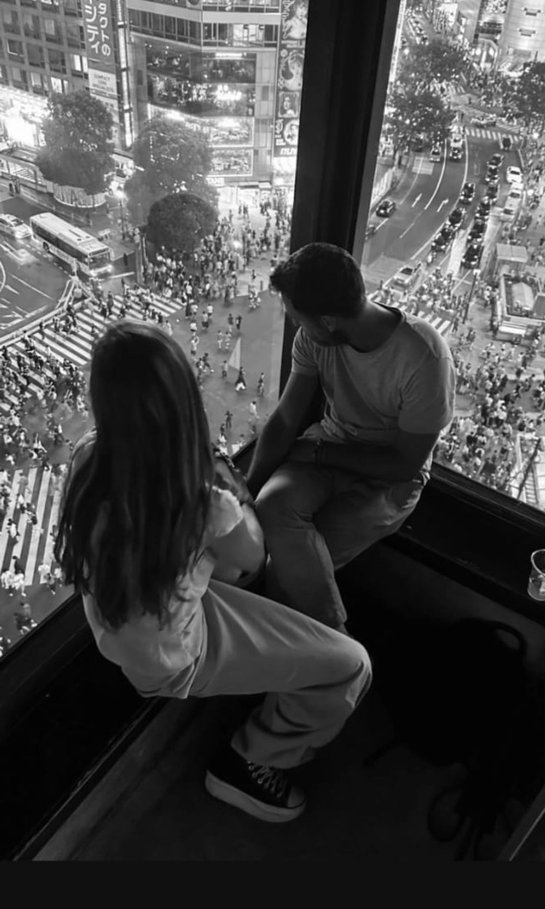Sara Carbonero y Jota Cabrera en Tokio
