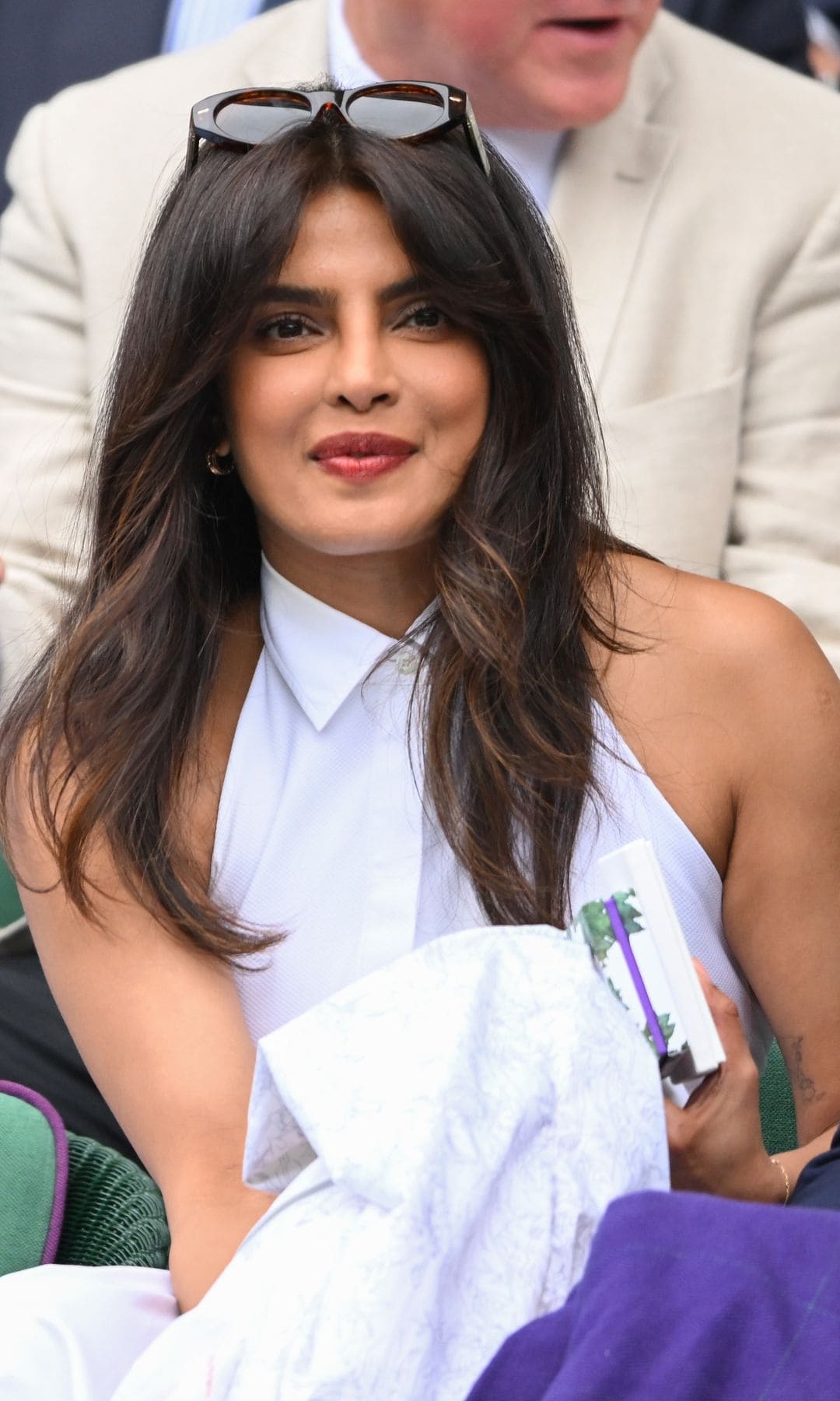 Vistazo de cerca al nuevo look de Priyanka Chopra