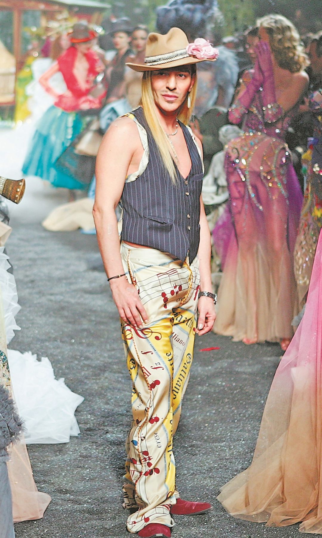 El resurgir de John Galliano: de colaborar con Marta Ortega a convertirse en el gran protagonista de la MET Gala más controvertida