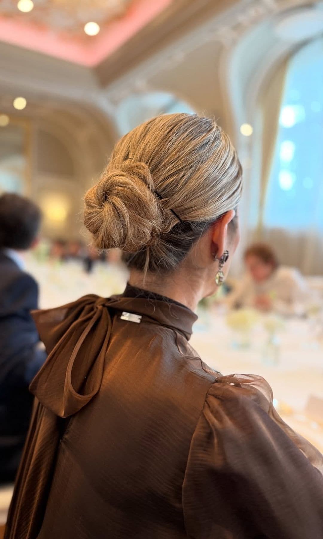 Peinados de invitada 2025 de @inesdecominges