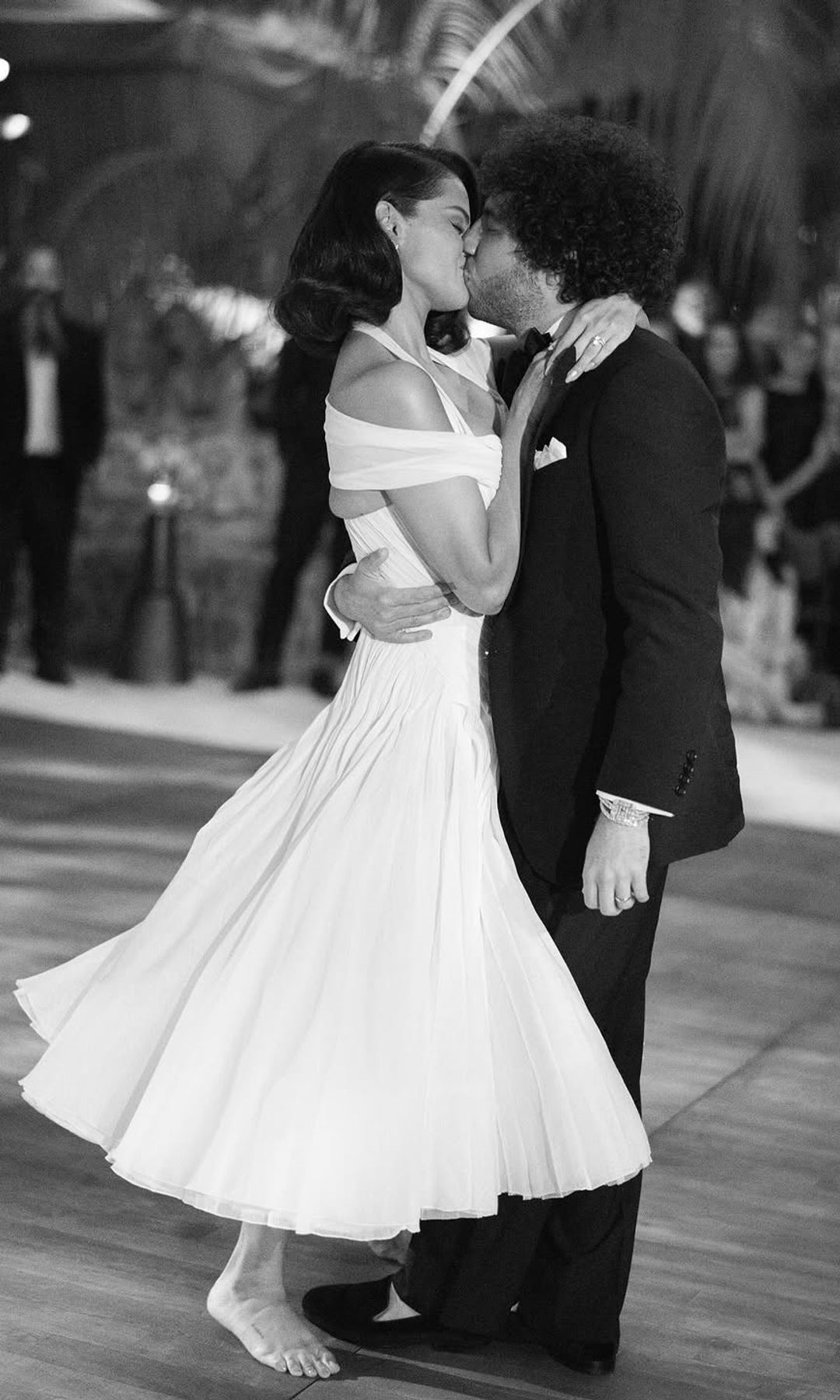 El tercer vestido de novia de Selena Gomez