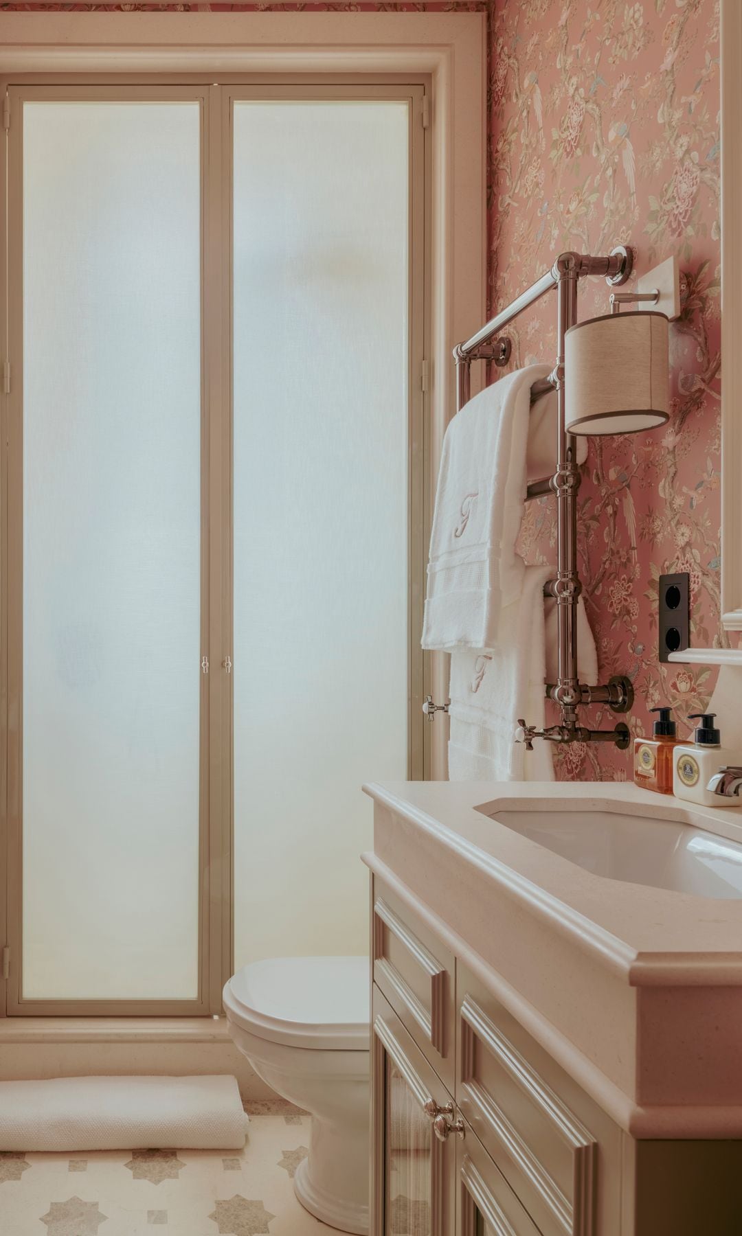 Baño de estilo clásico