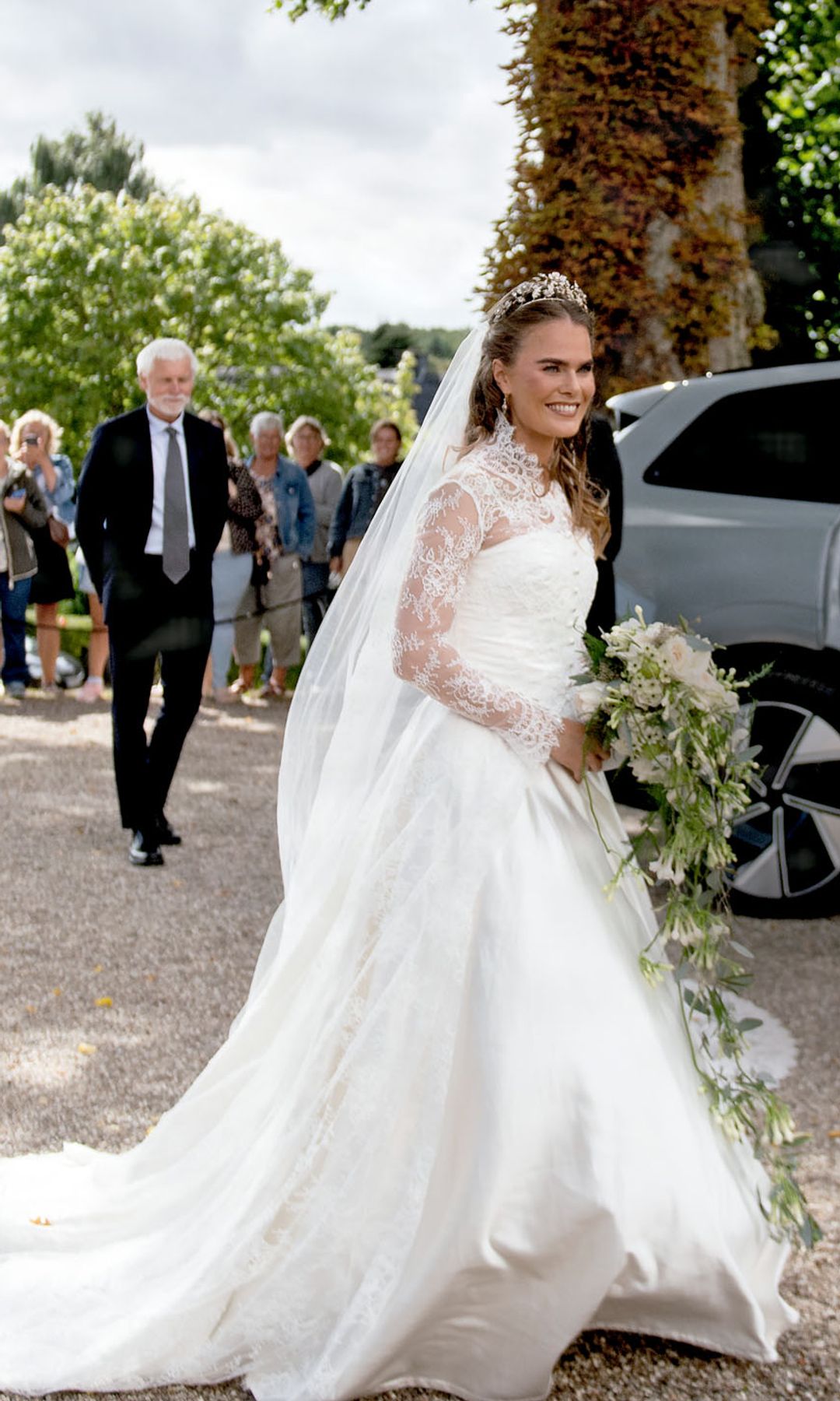 Boda de Gregers Carl Preben Ahlefeldt-Laurvig-Bille con Cecilie Juhl