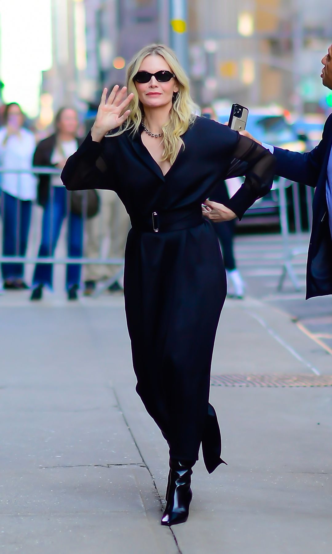 Además de tener una piel impecable, Michelle también se mantiene como un ícono del estilo.
