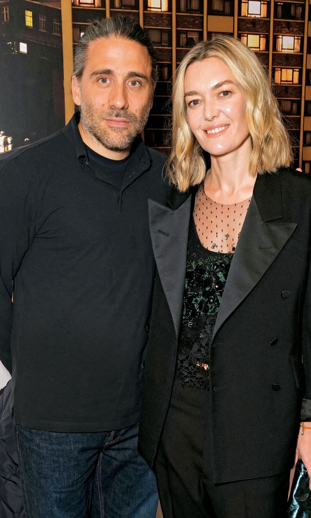 Marta Ortega demuestra en Londres que es la embajadora perfecta de John Galliano para Zara con la forma más moderna de llevar esmoquin