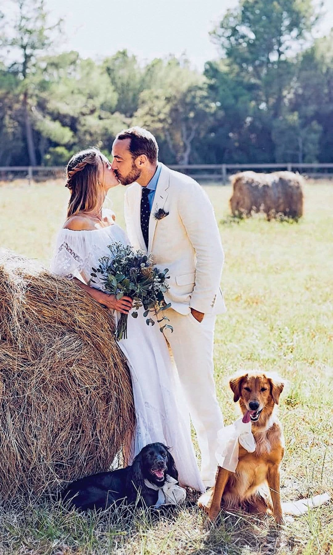 JAMES MIDDLETON HERMANO DE LA PRINCESA DE GALES, NOS RECIBE EN SU casa de campo DE BERKSHIRE: "A MENUDO, LOS PERROS NOS ACABAN SALVANDO"