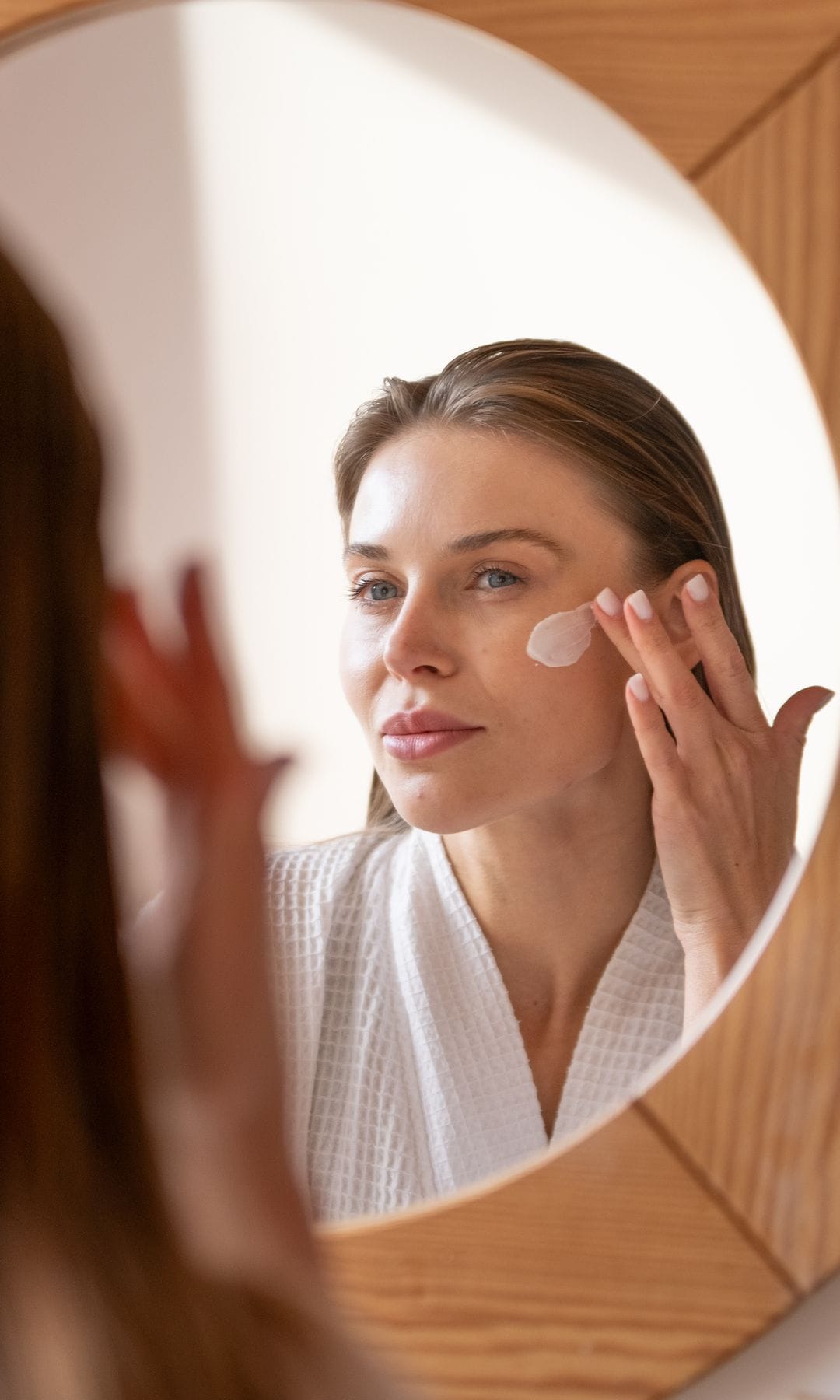 Mujer crema rostro