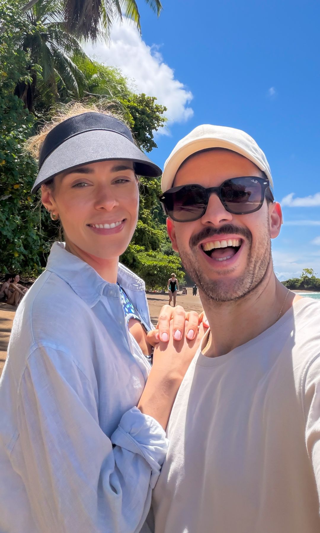 Marta Sanahuja y su pareja, Rubén, en sus vacaciones este verano en Costa Rica