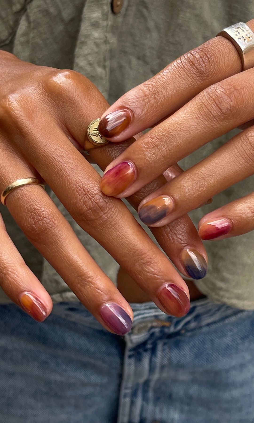 Manicura multicolor efecto acuarela
