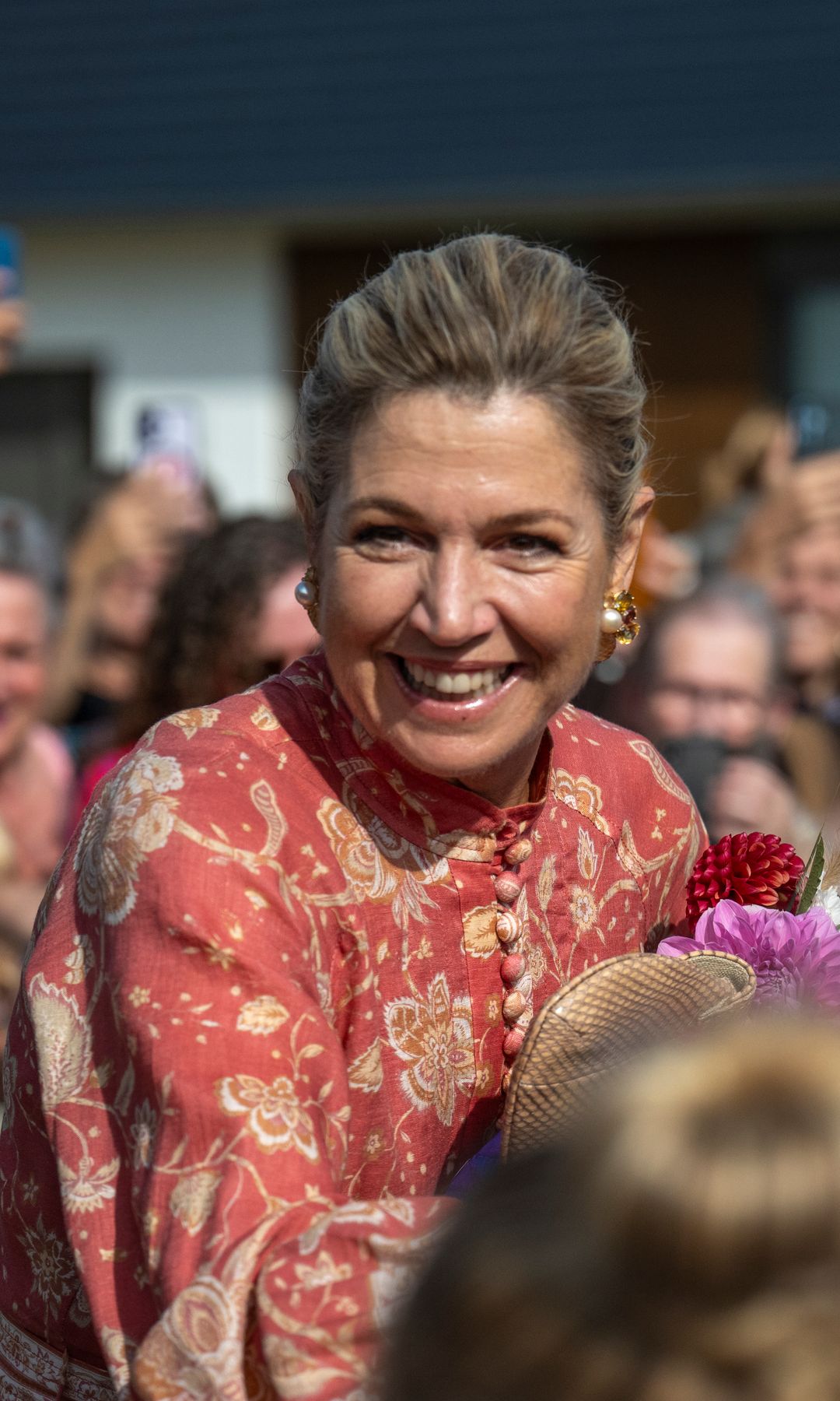 Máxima de Holanda durante su visita a Urk, Países Bajos, el 30 de septiembre de 2026, para conocer de cerca la vida cotidiana de sus habitantes.