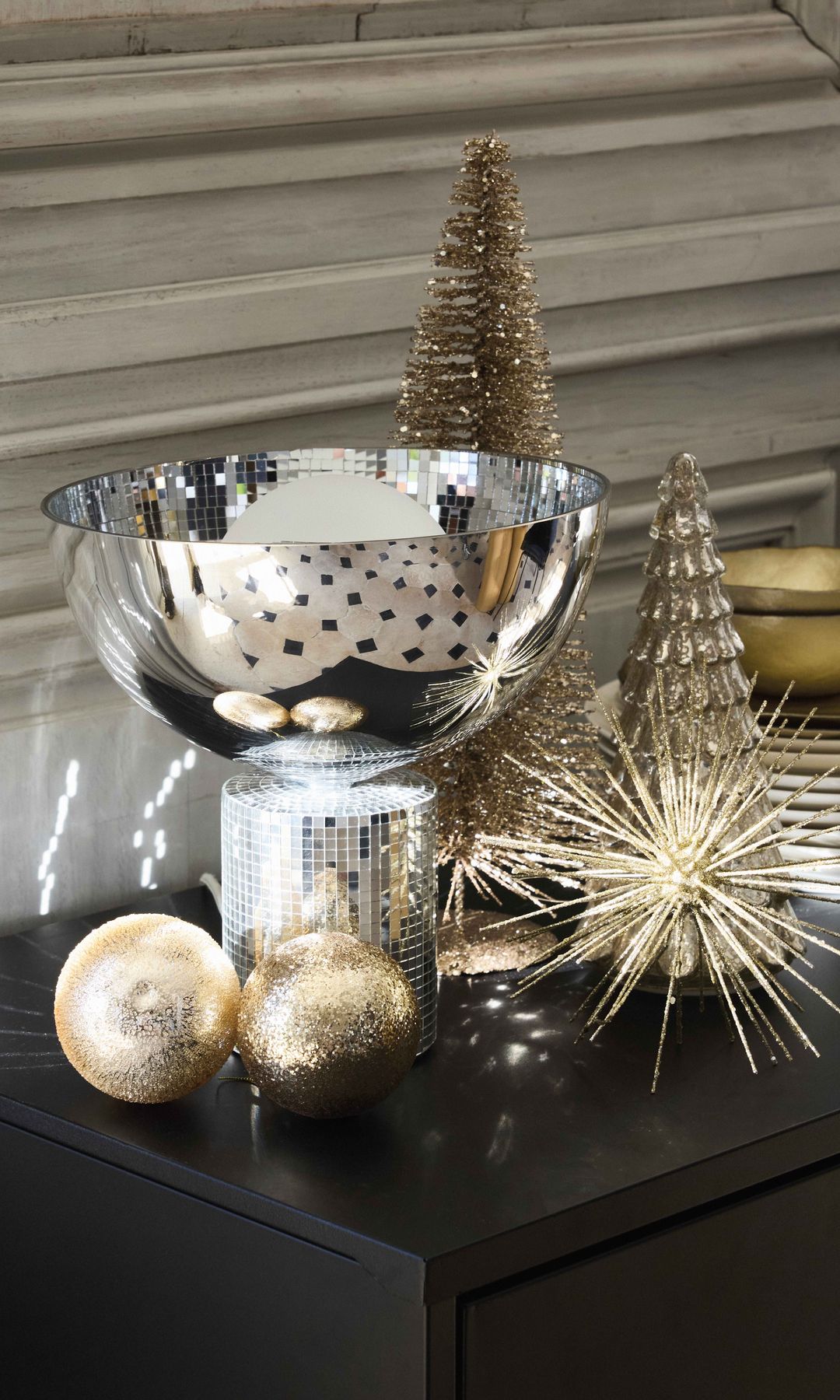 Adornos de Navidad en dorado y plateado