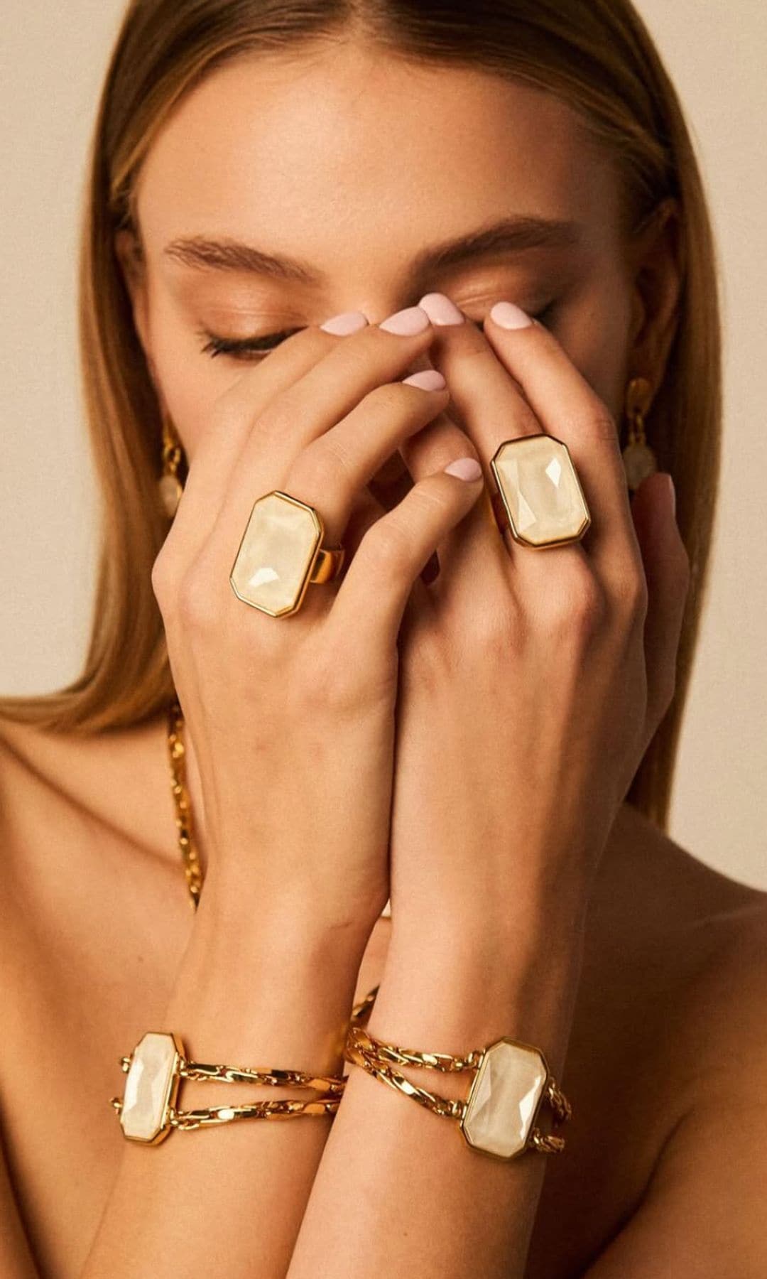 ¡HOLA! Fashion ¿En qué dedos llevas anillos?