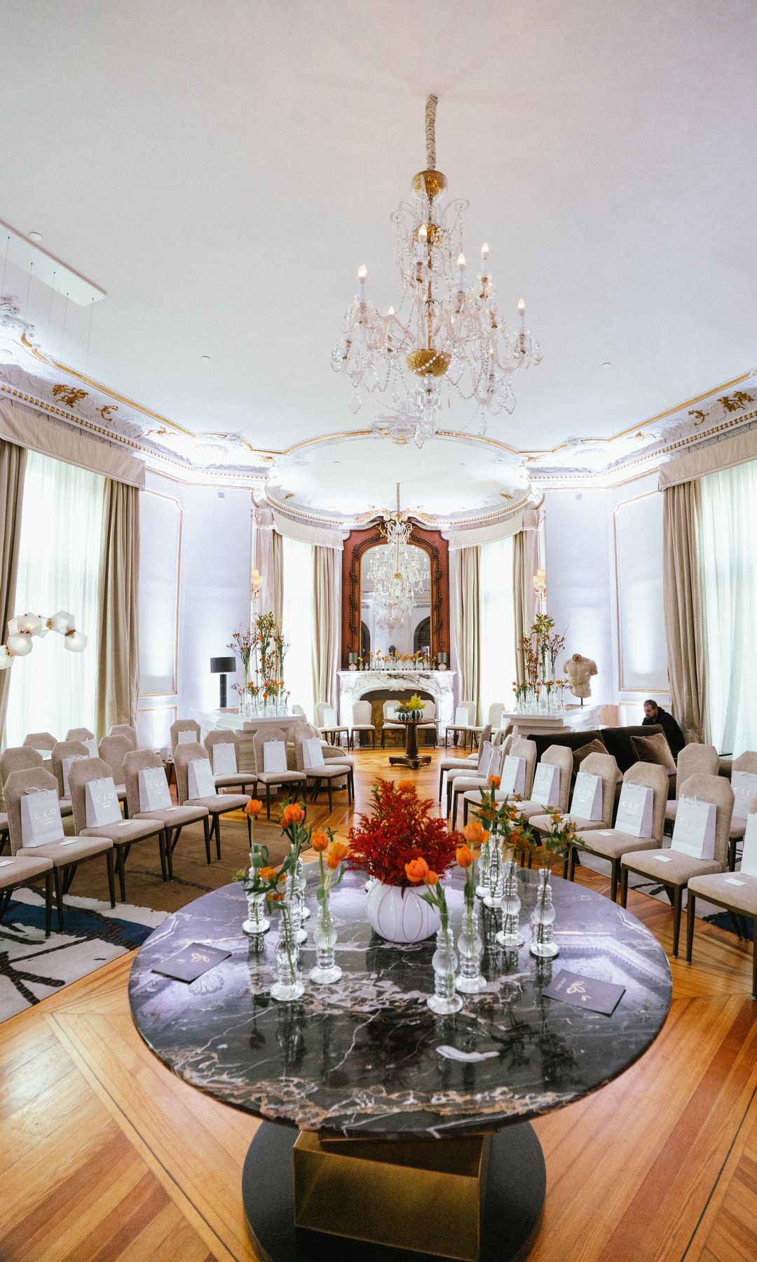 Es la primera vez que la exclusiva Suite Real del hotel Four Seasons acoge un evento de estas características.