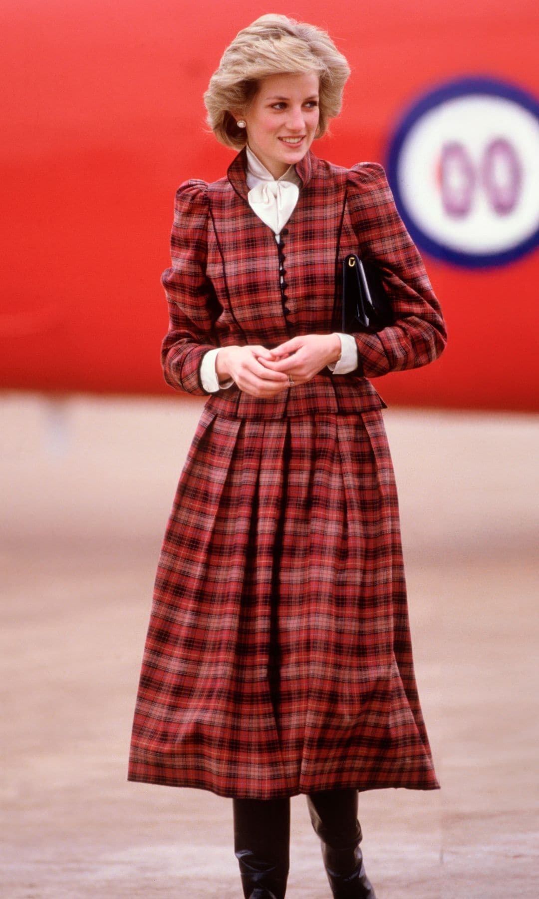 Diana de Gales ya llevaba los looks de Navidad que hoy son tendencia: tenemos las pruebas