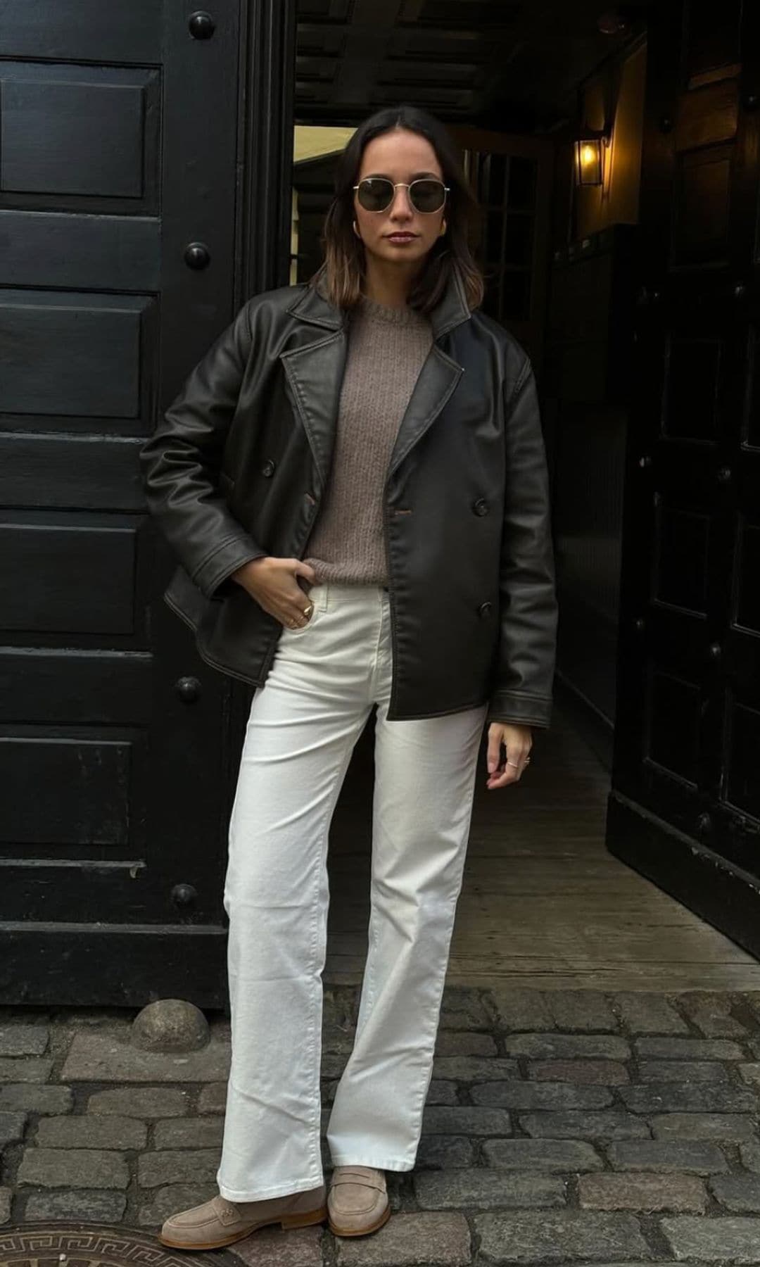 ¡HOLA! Fashion 7 prendas blancas que necesitas en tu armario de invierno según Blanca Arimany para crear looks elegantes