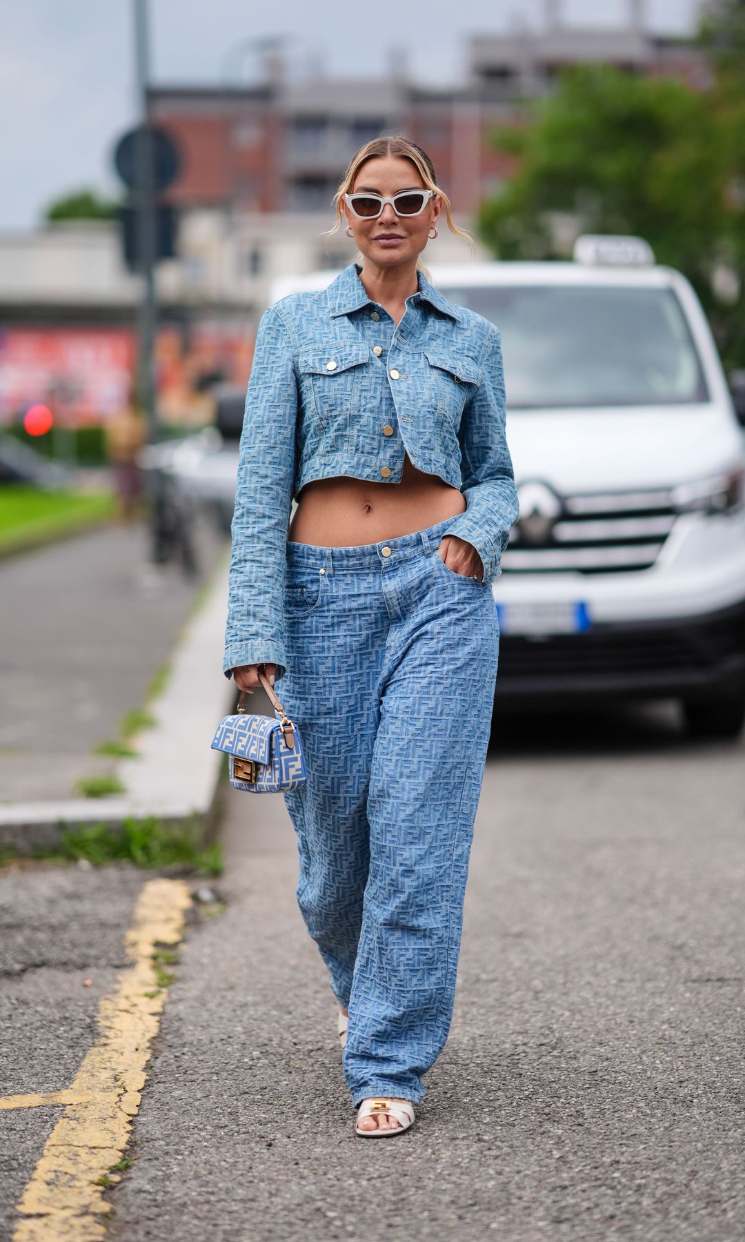 total look denim