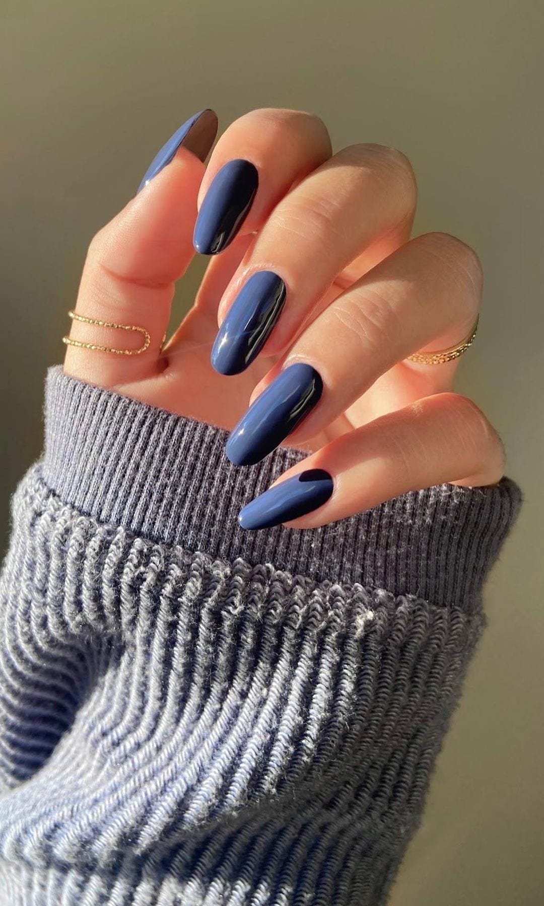 Manicura azul