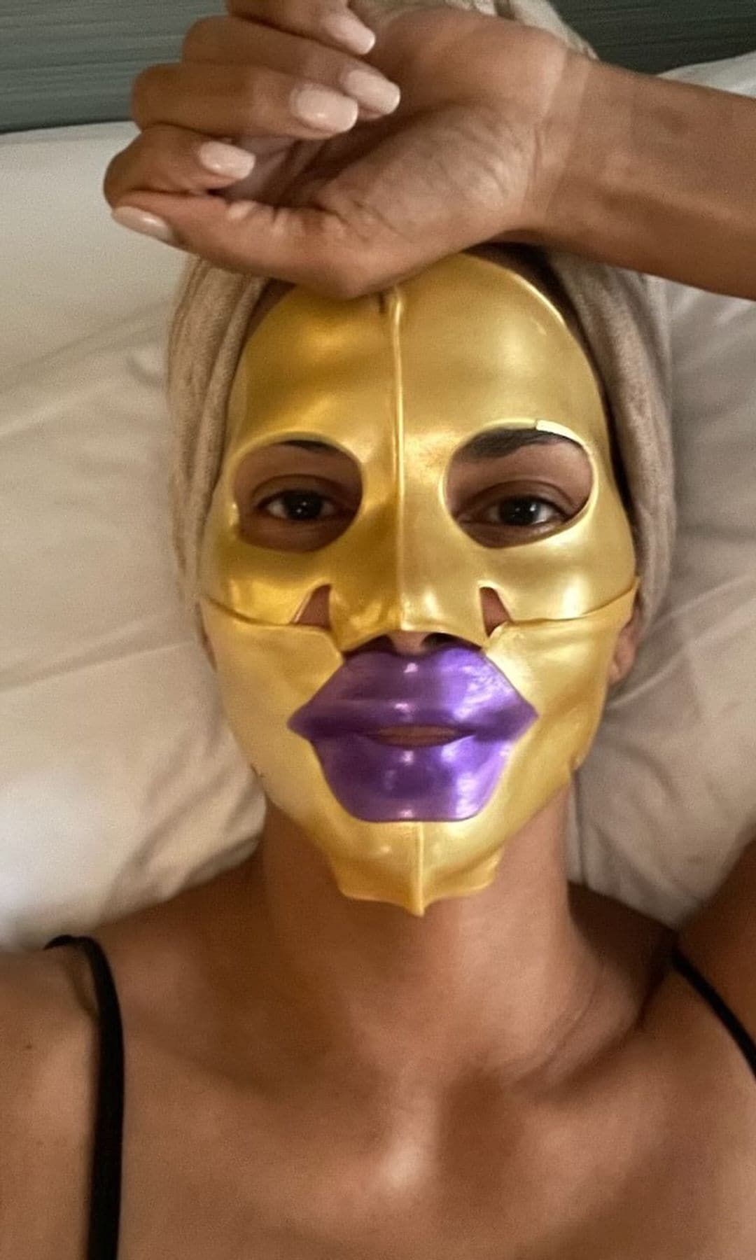 Halle Berry se cuida con mascarillas de tratamiento