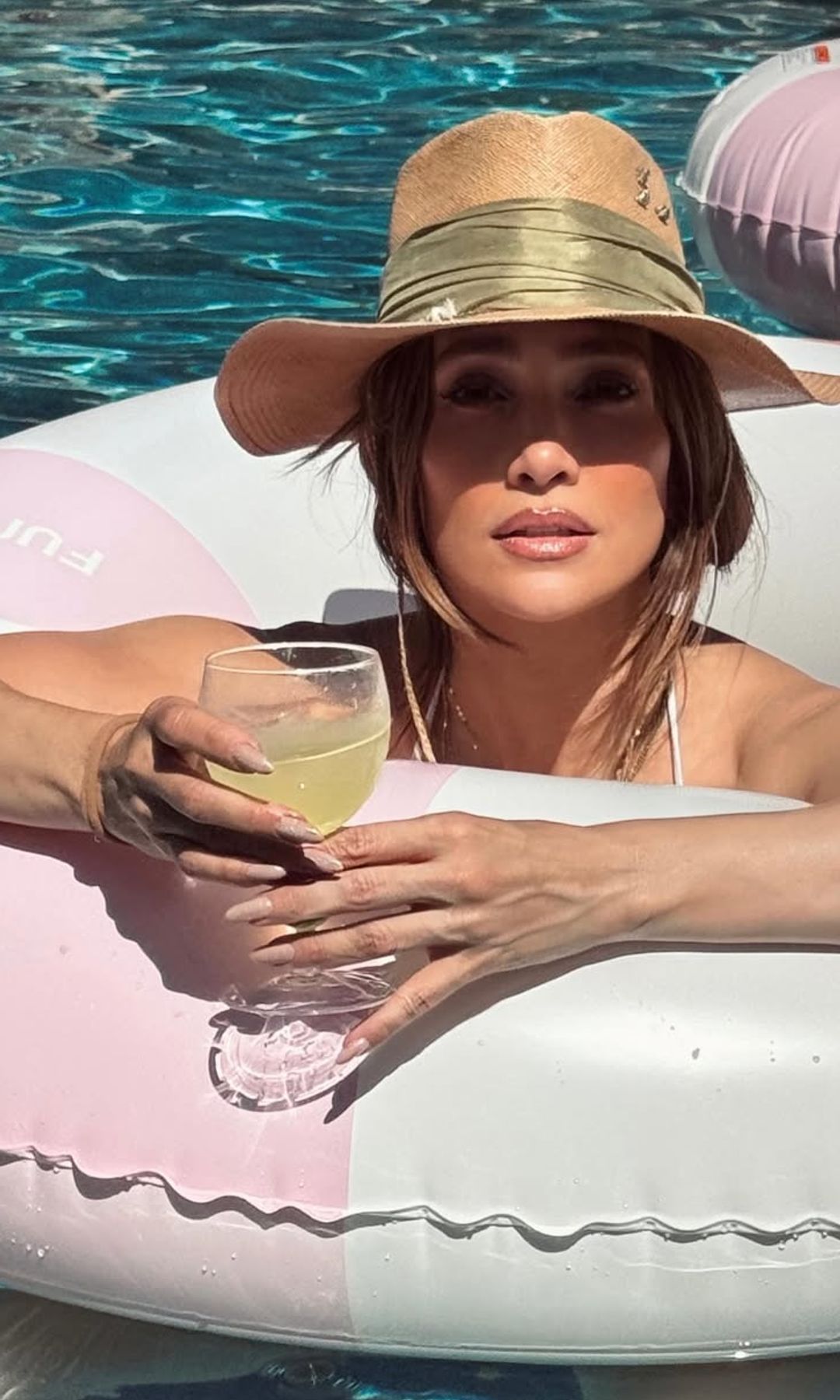 Manicura de Jennifer Lopez