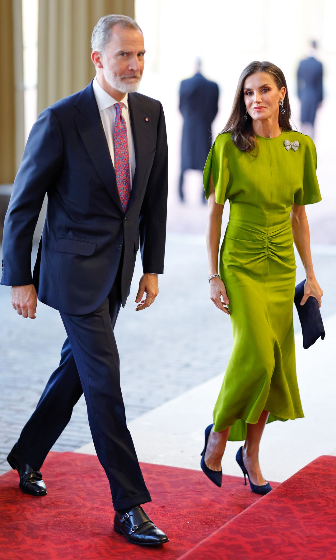 La reina Letizia también ha elegido este diseño en tono pistache.