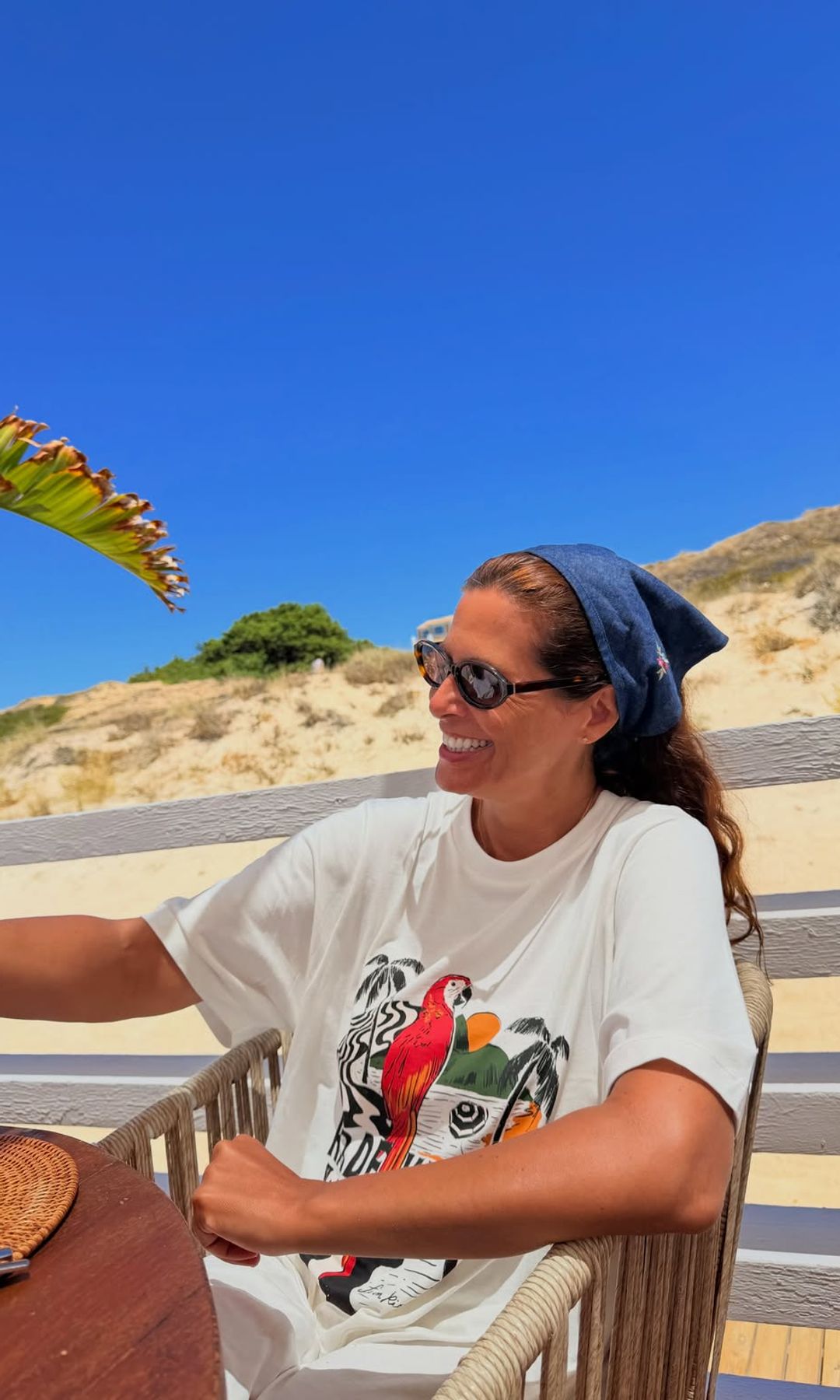 La presentadora define este rincón de la costa gaditana como una auténtica "fábrica de recuerdos"