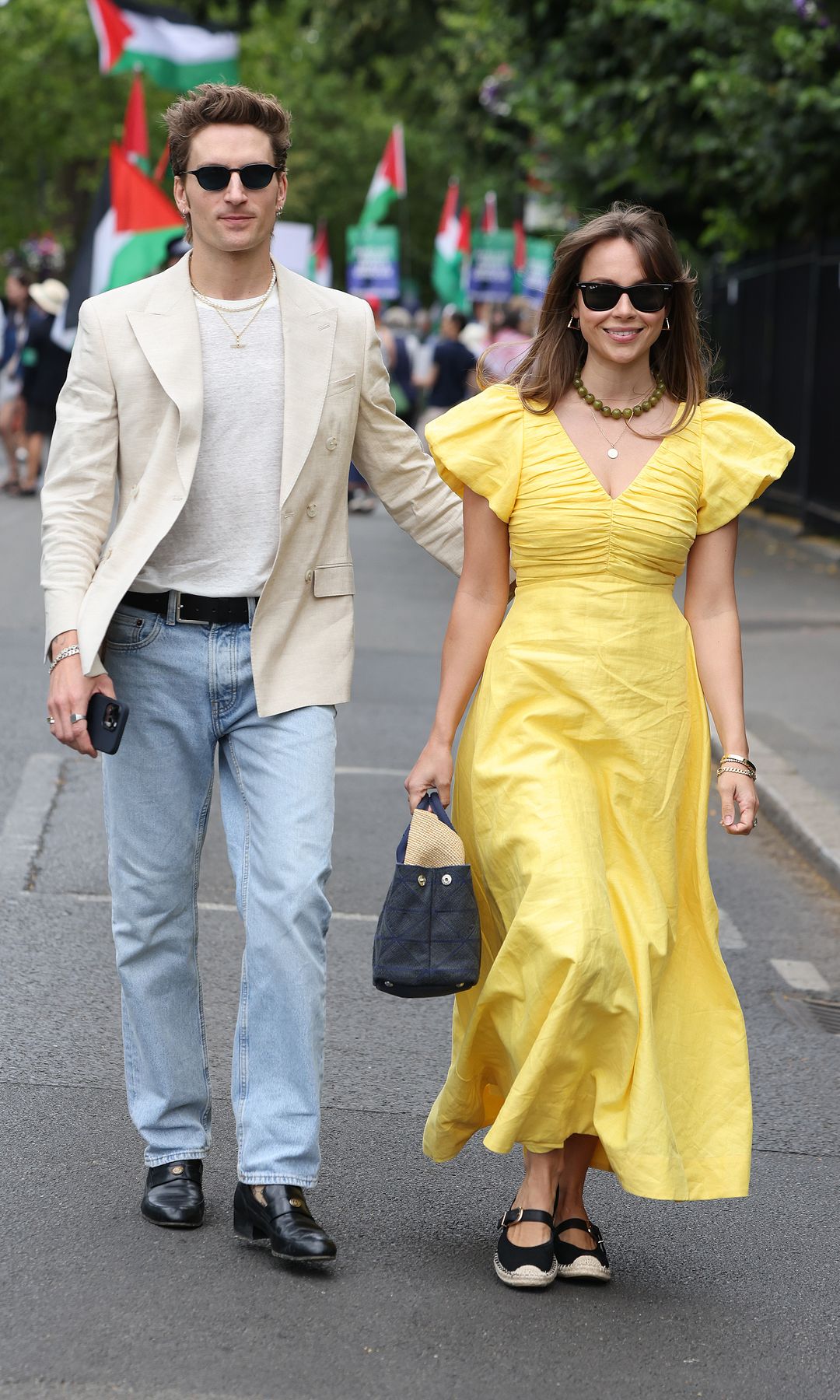 Oliver Proudlock y Emma Louise Connolly 